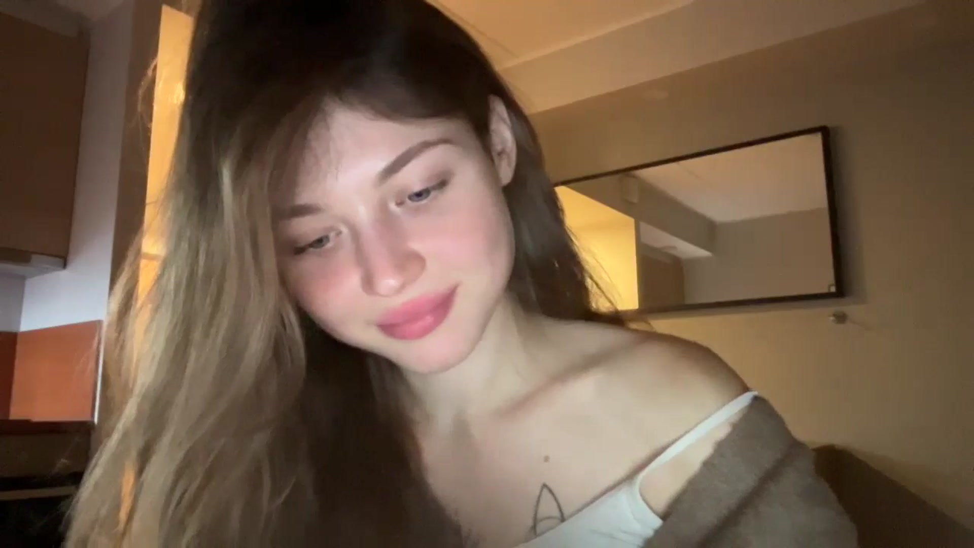 Gallery image thumbnail from Coconut_dream's myfreecams stream on, 11/05/2024, 19:41 image 9 of 20