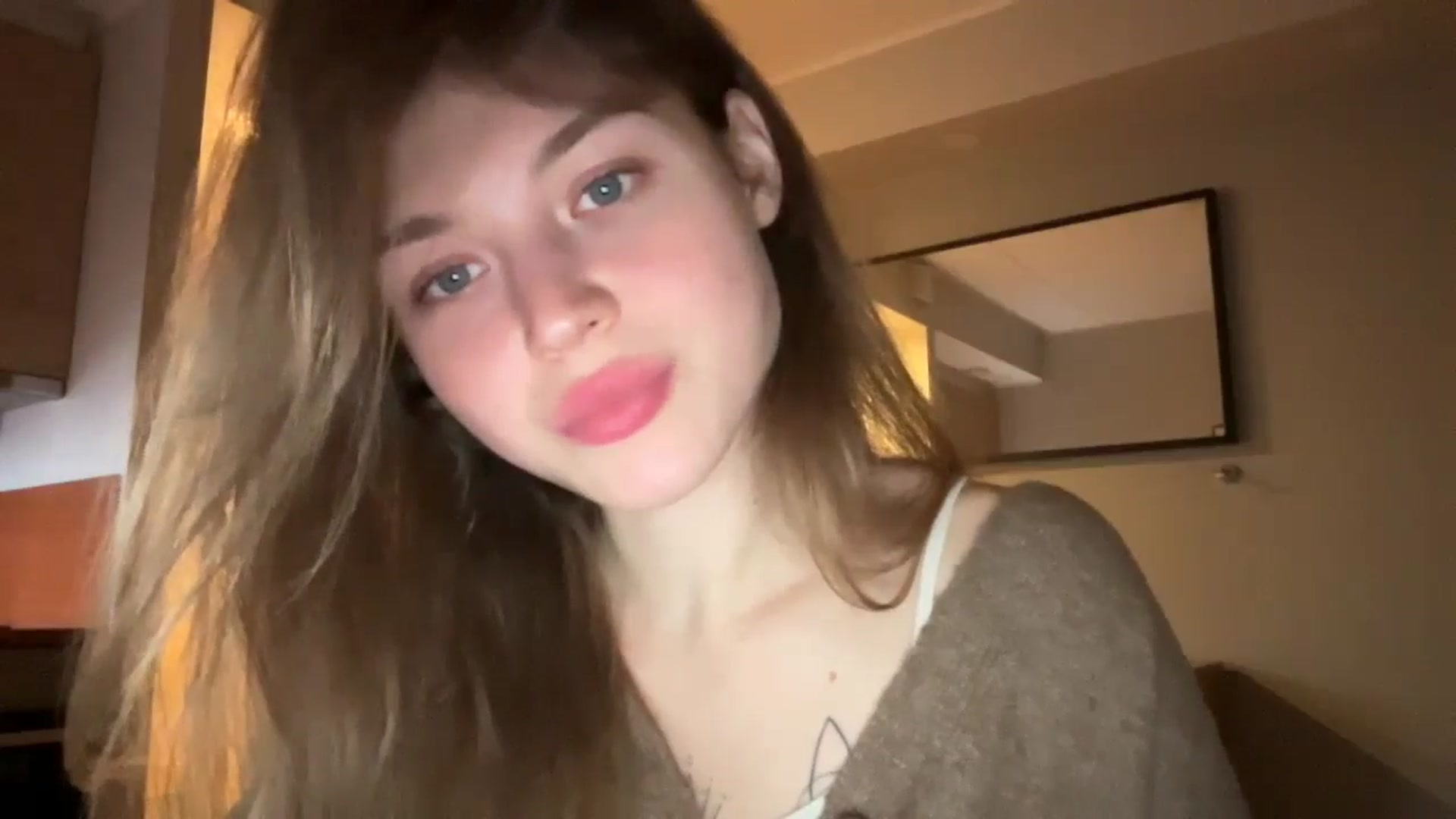 Gallery image thumbnail from Coconut_dream's myfreecams stream on, 11/05/2024, 19:41 image 6 of 20
