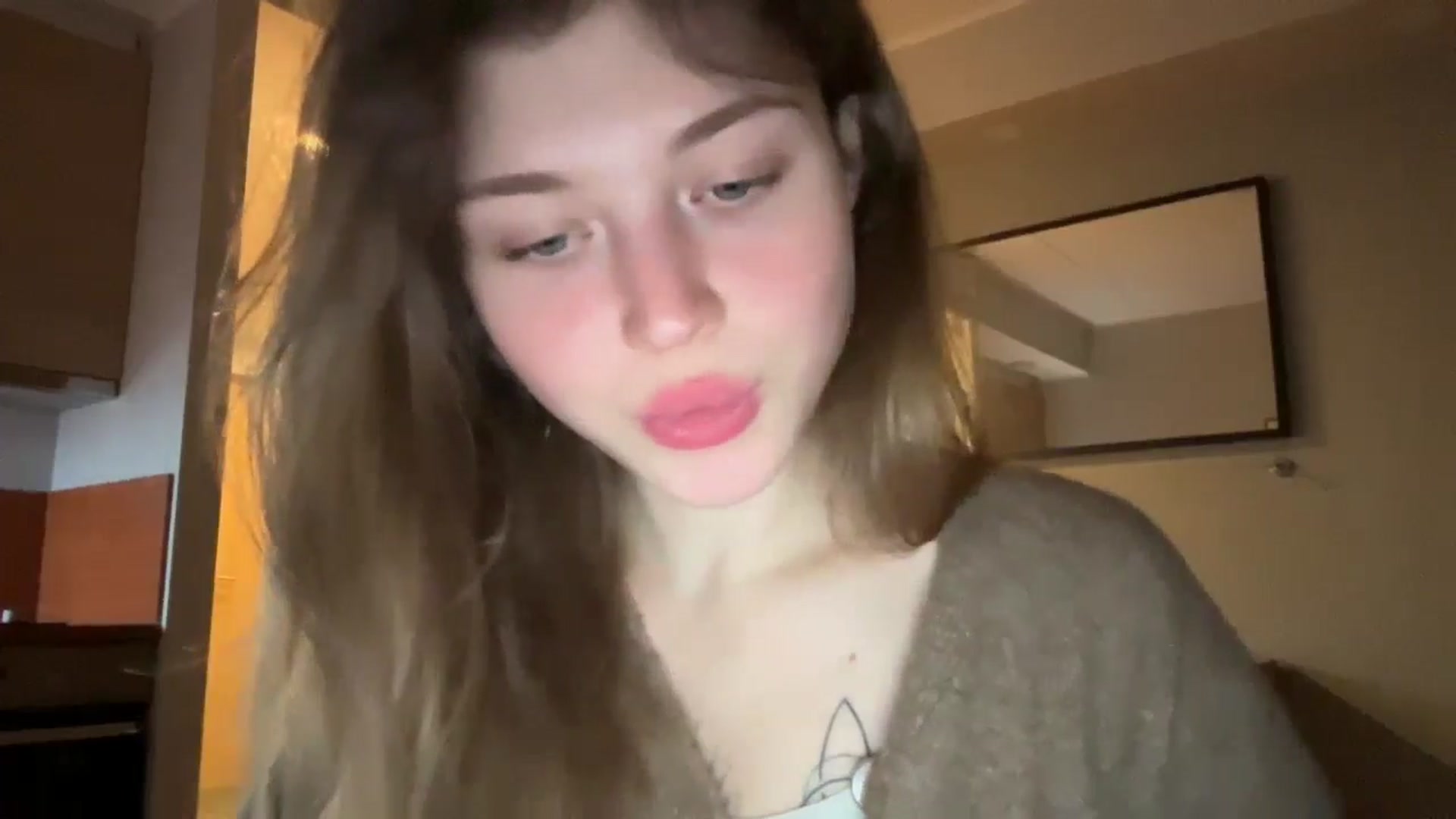 Gallery image thumbnail from Coconut_dream's myfreecams stream on, 11/05/2024, 19:41 image 2 of 20