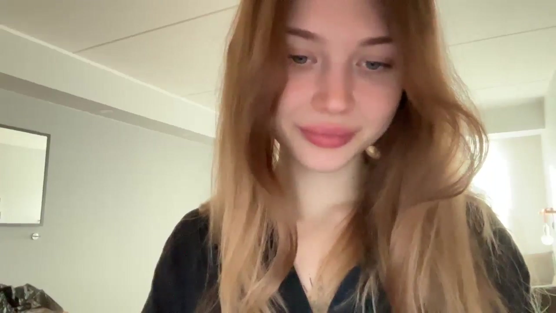 Gallery image thumbnail from Coconut_dream's myfreecams stream on, 11/06/2024, 10:29 image 4 of 20