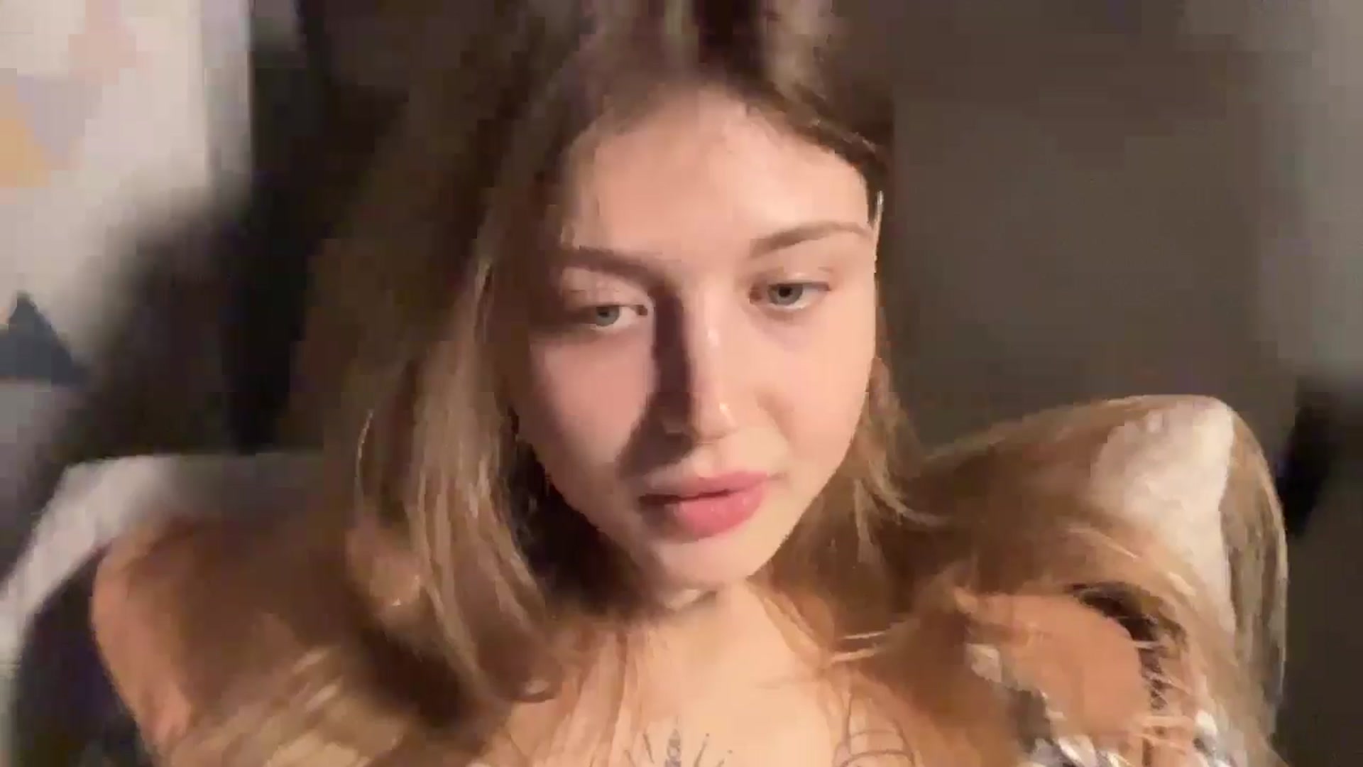 Gallery image thumbnail from Coconut_dream's myfreecams stream on, 11/06/2024, 20:54 image 17 of 20