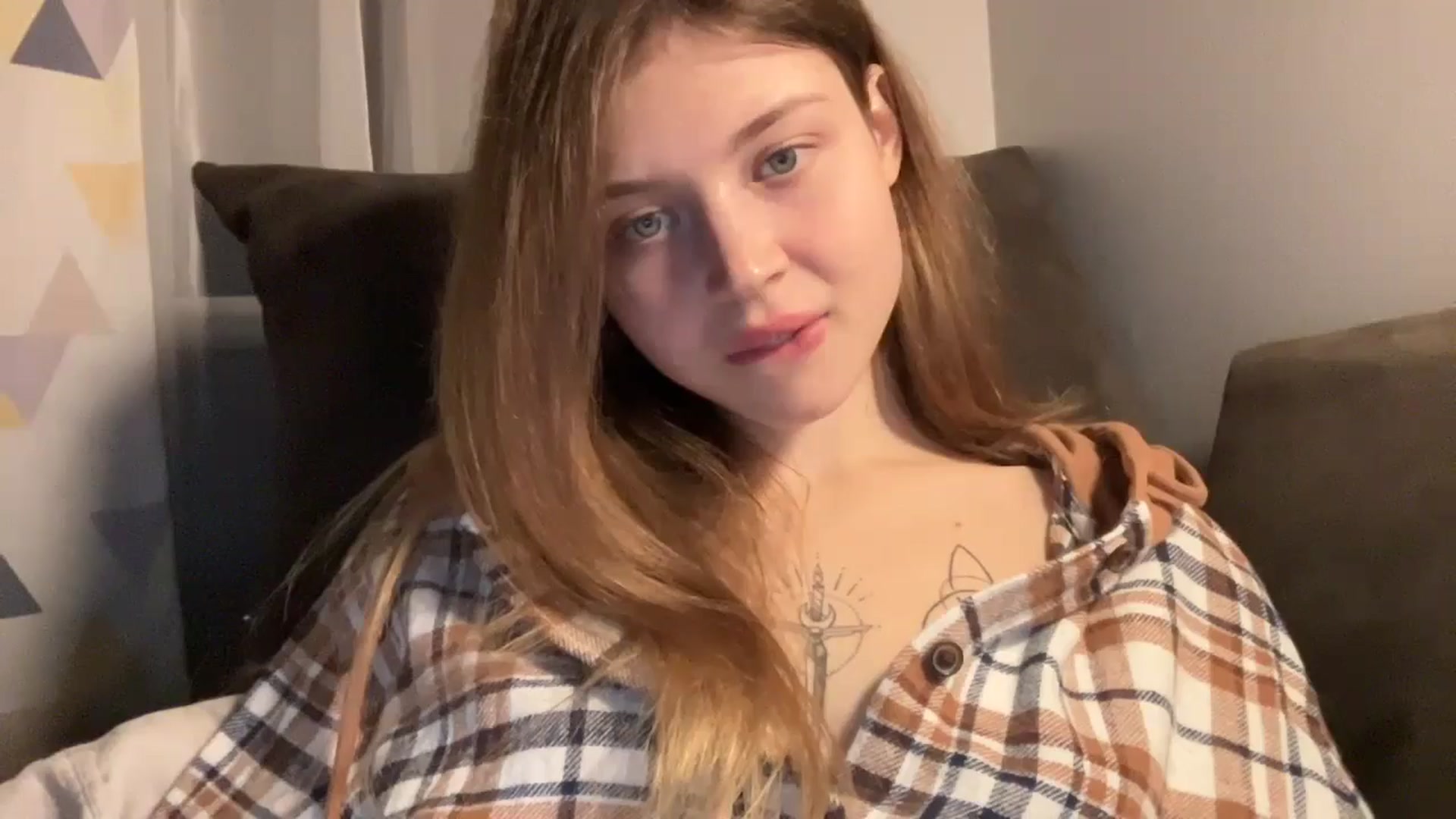 Gallery image thumbnail from Coconut_dream's myfreecams stream on, 11/06/2024, 21:43 image 10 of 20