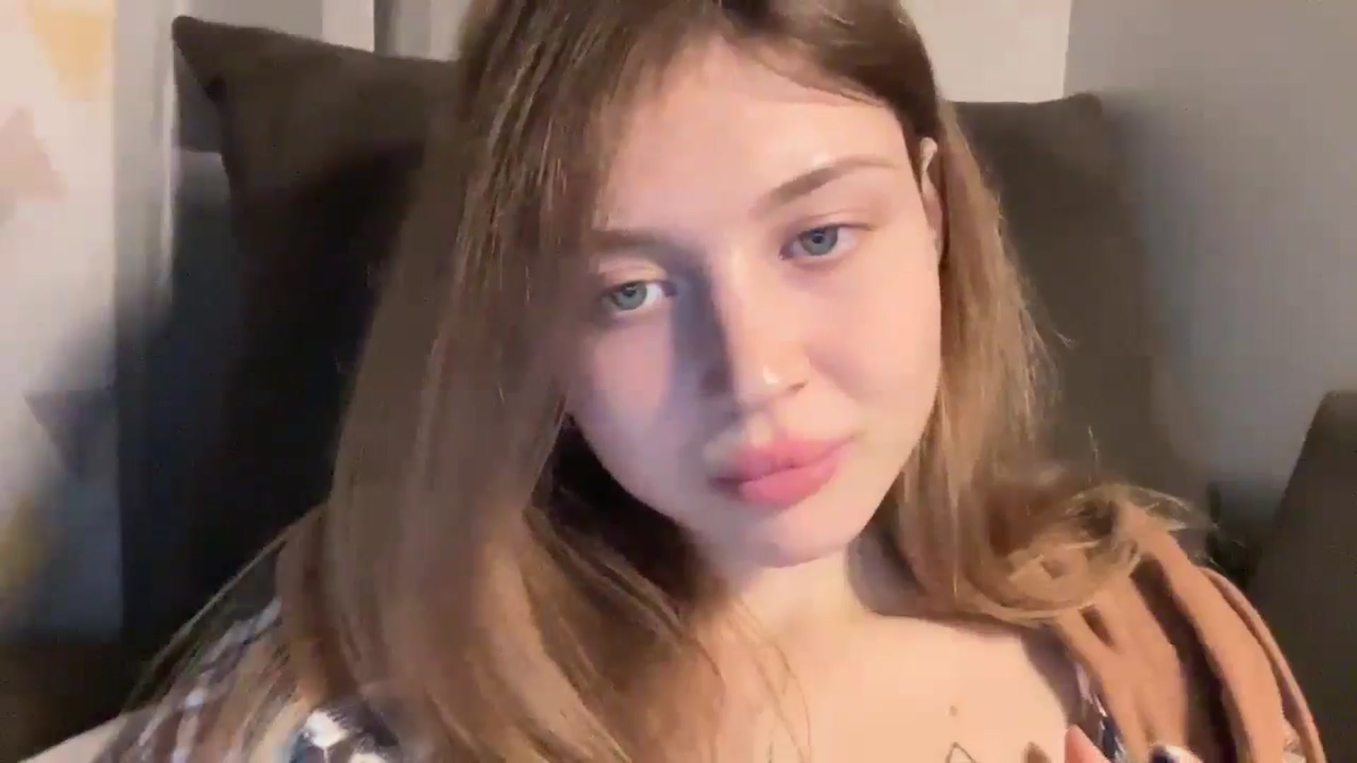 Gallery image thumbnail from Coconut_dream's myfreecams stream on, 11/06/2024, 21:43 image 15 of 20