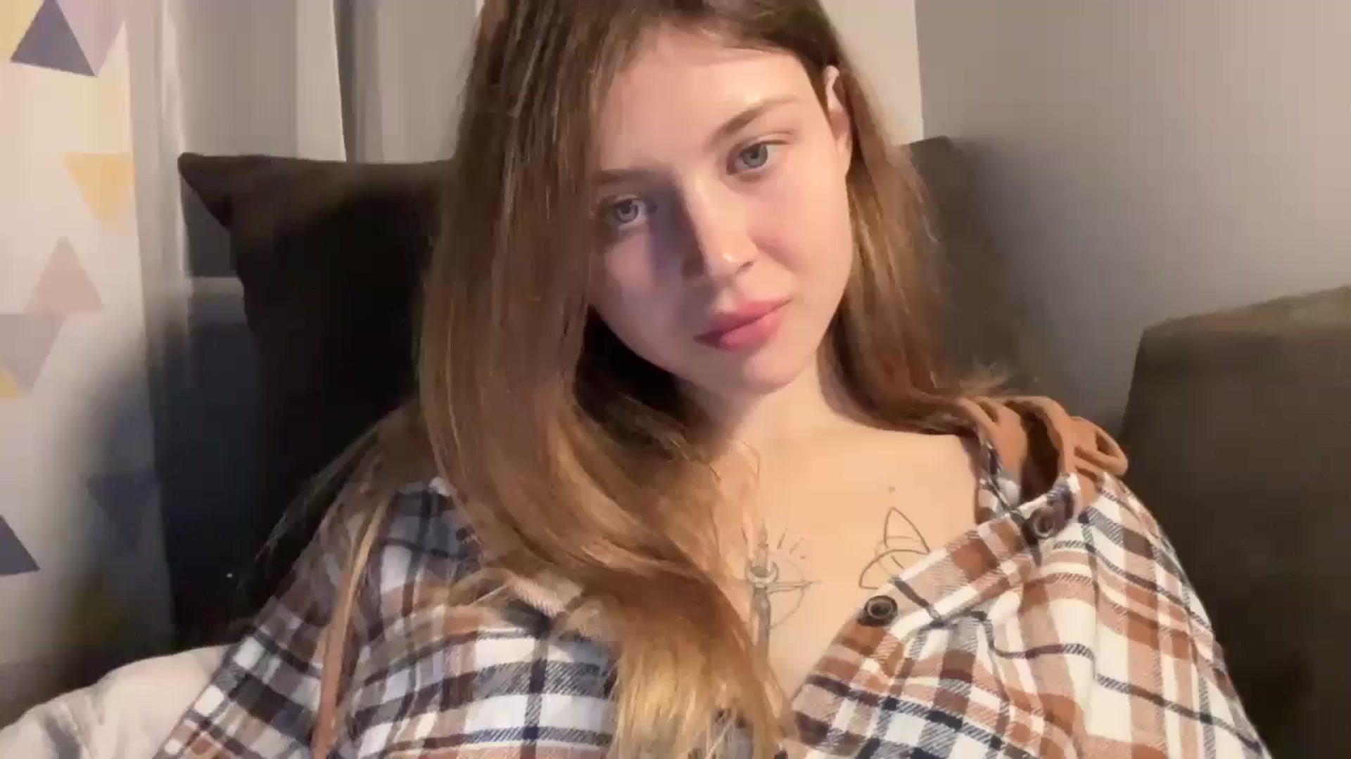 Gallery image thumbnail from Coconut_dream's myfreecams stream on, 11/06/2024, 21:43 image 11 of 20