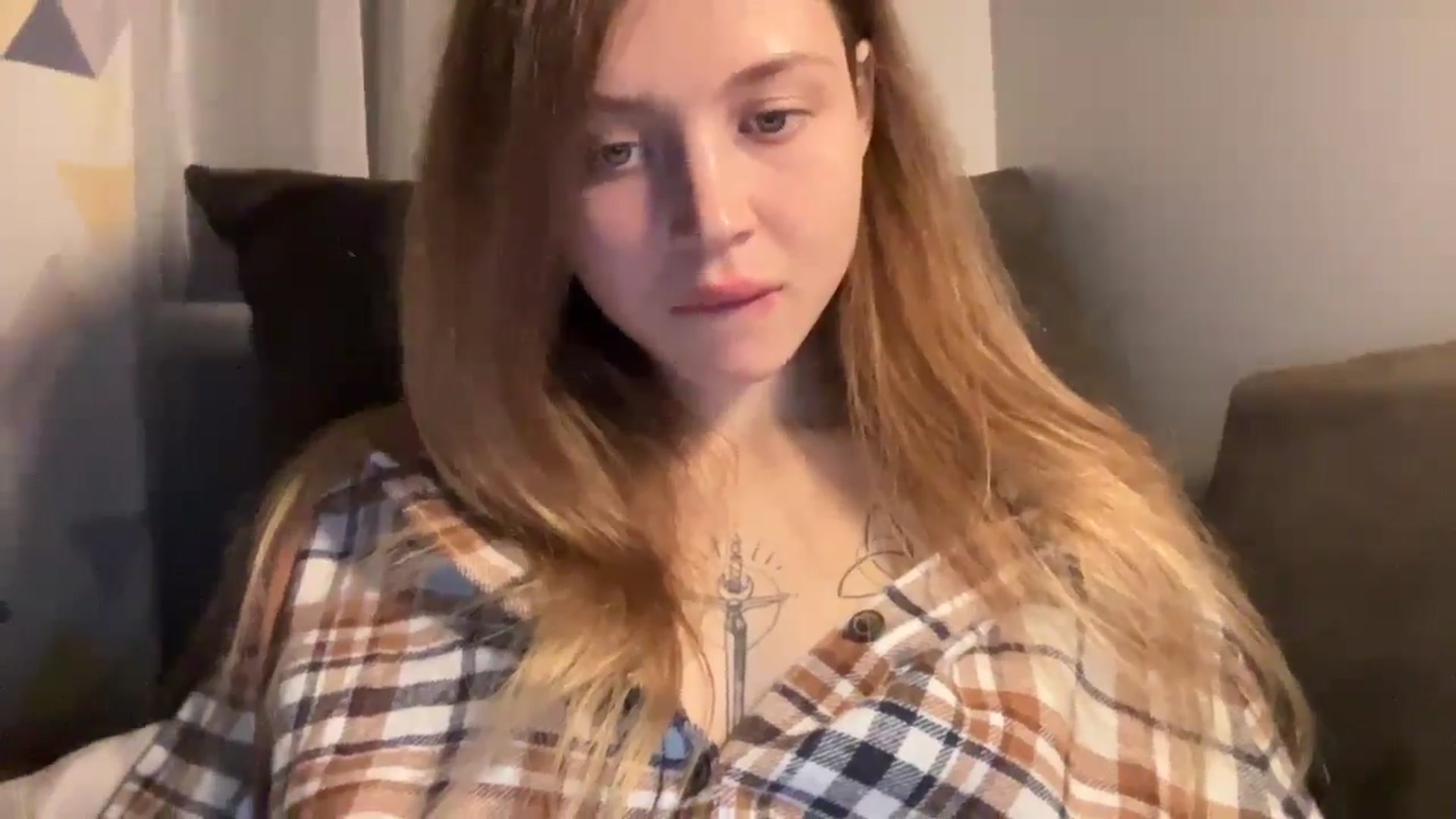 Gallery image thumbnail from Coconut_dream's myfreecams stream on, 11/06/2024, 21:43 image 3 of 20