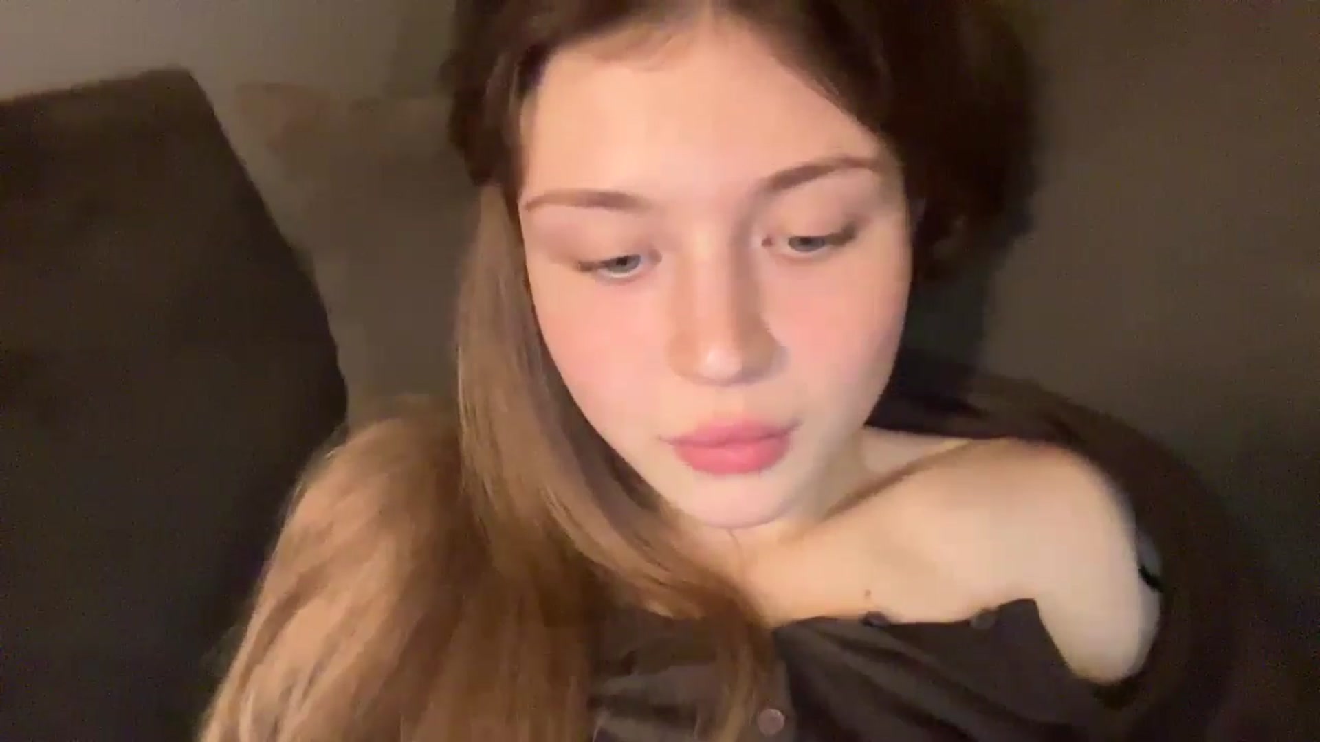 Gallery image thumbnail from Coconut_dream's myfreecams stream on, 11/07/2024, 20:00 image 20 of 20