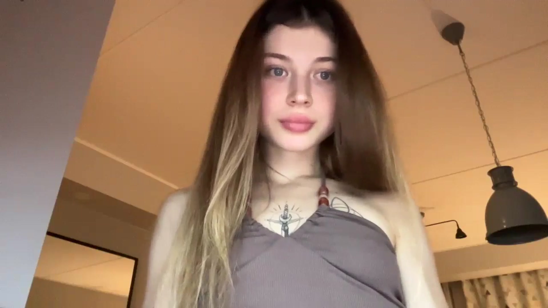Gallery image thumbnail from Coconut_dream's myfreecams stream on, 11/11/2024, 20:01 image 14 of 20