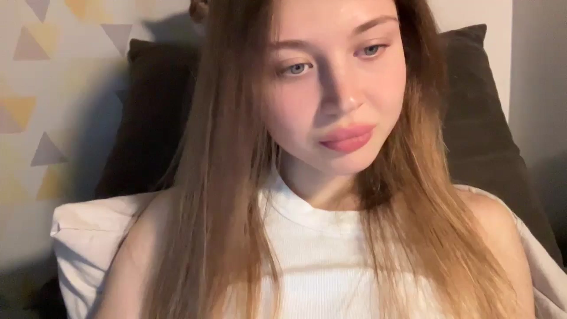 Gallery image thumbnail from Coconut_dream's myfreecams stream on, 11/16/2024, 19:50 image 1 of 20
