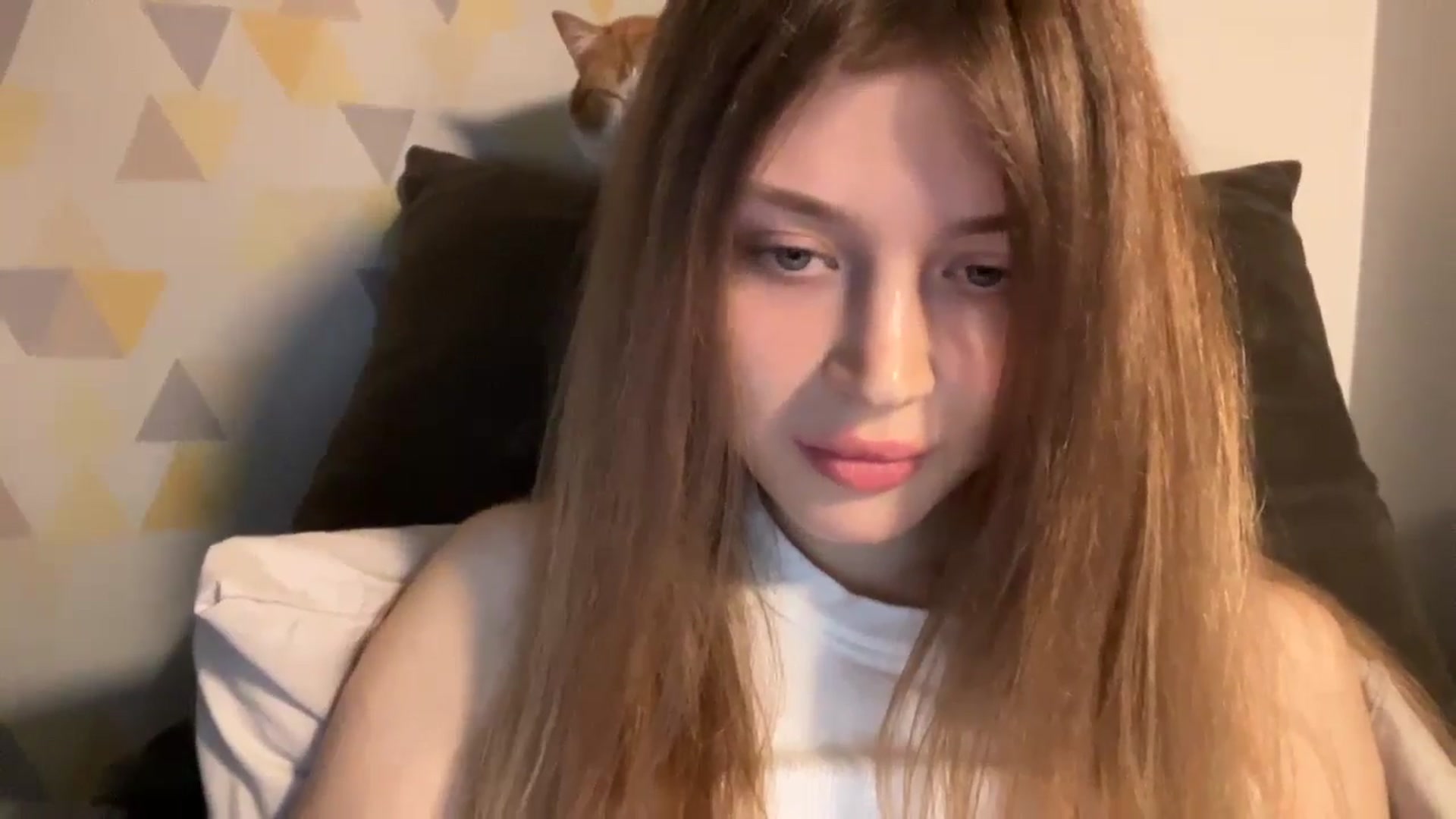 Gallery image thumbnail from Coconut_dream's myfreecams stream on, 11/16/2024, 19:50 image 3 of 20