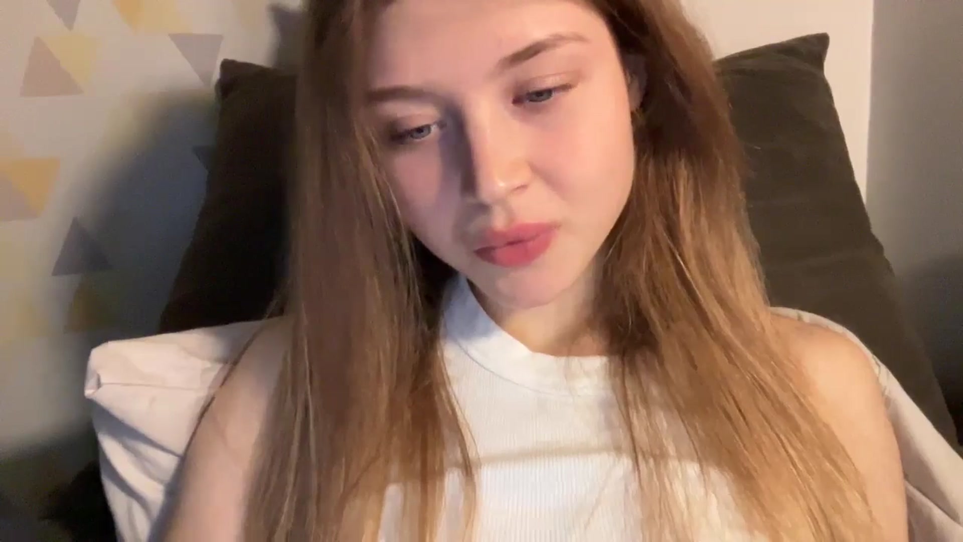 Gallery image thumbnail from Coconut_dream's myfreecams stream on, 11/16/2024, 19:50 image 2 of 20