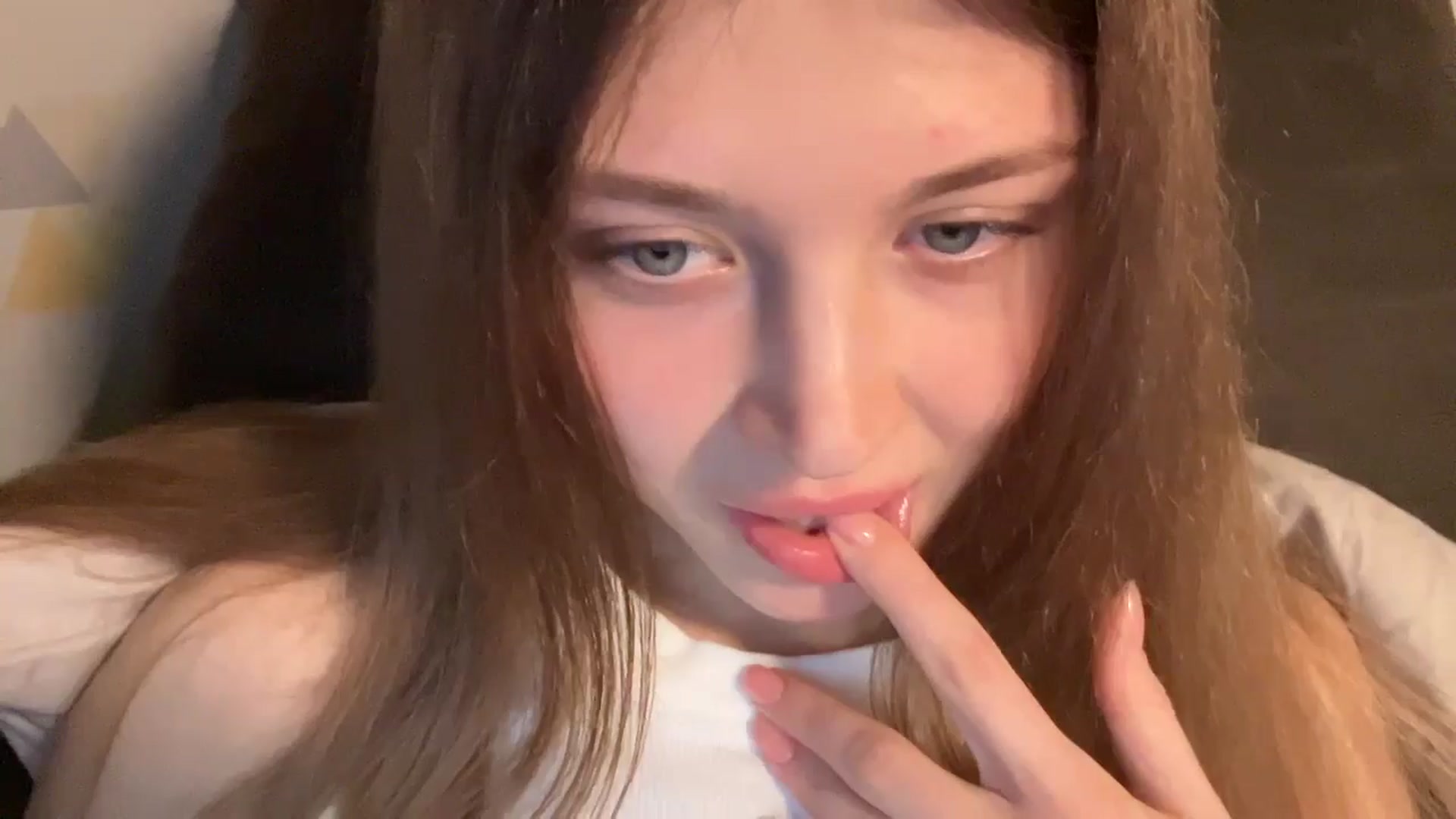 Gallery image thumbnail from Coconut_dream's myfreecams stream on, 11/16/2024, 19:50 image 14 of 20