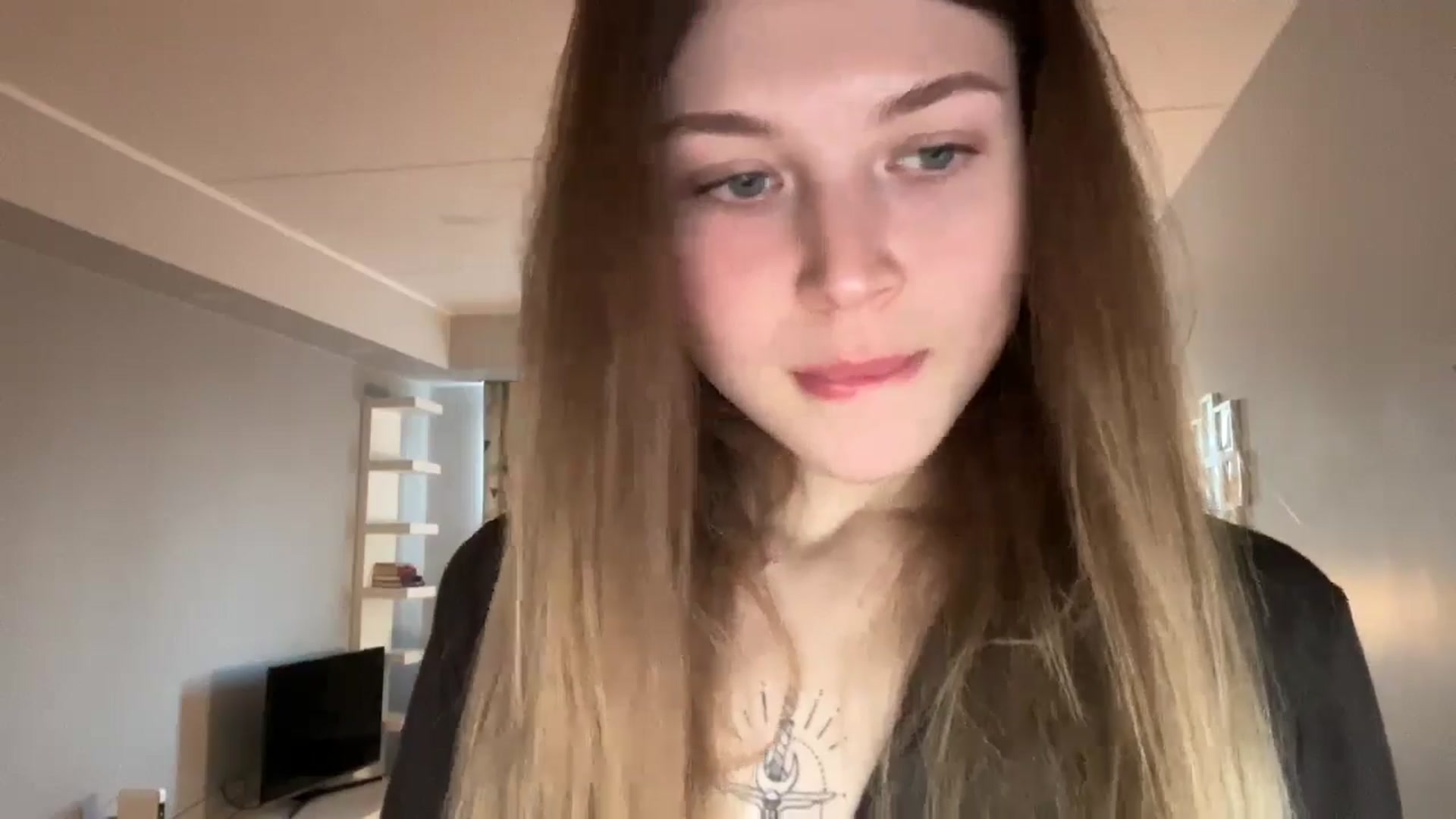 Gallery image thumbnail from Coconut_dream's myfreecams stream on, 11/17/2024, 08:47 image 9 of 20