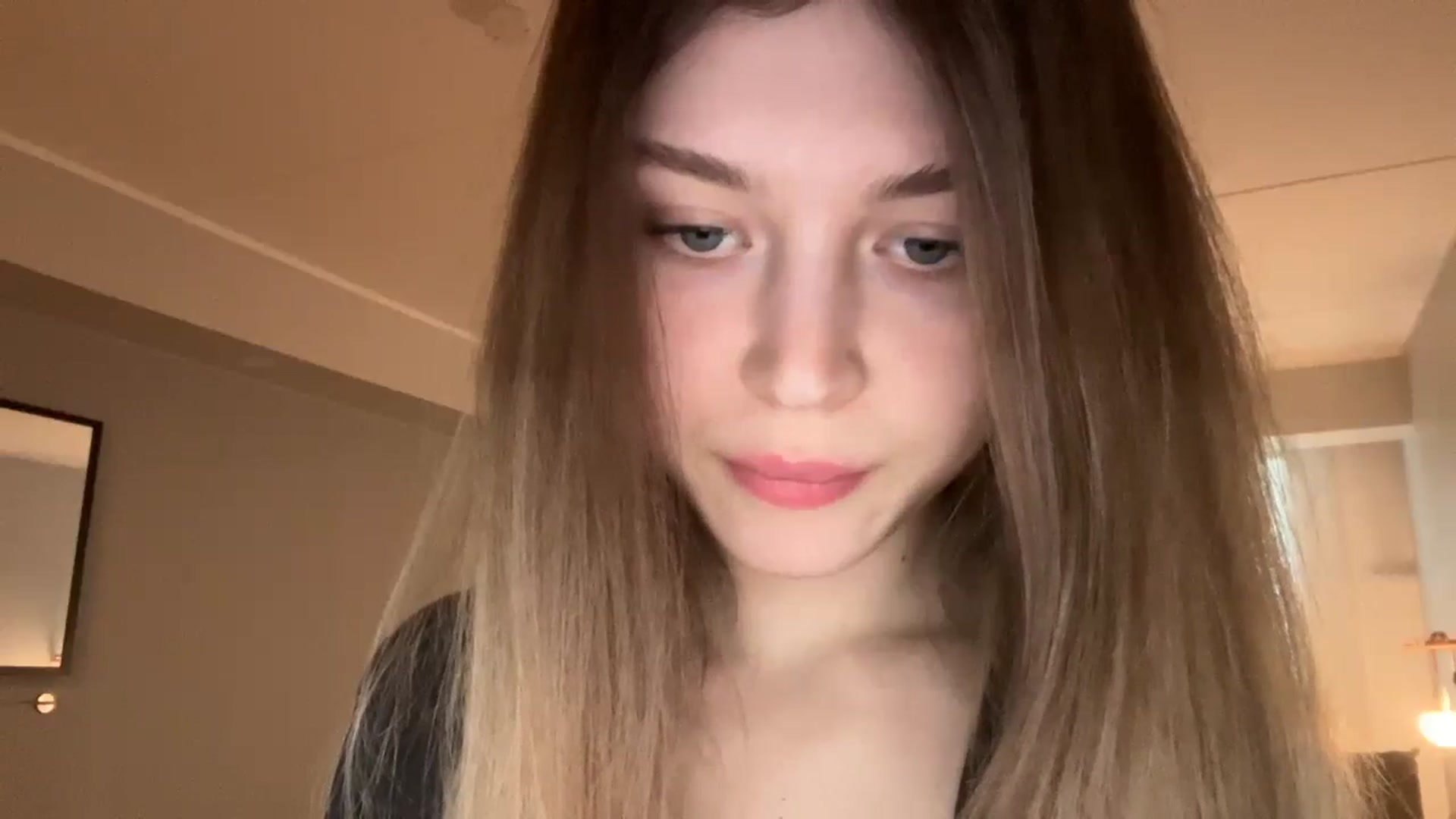 Gallery image thumbnail from Coconut_dream's myfreecams stream on, 11/17/2024, 09:54 image 3 of 20