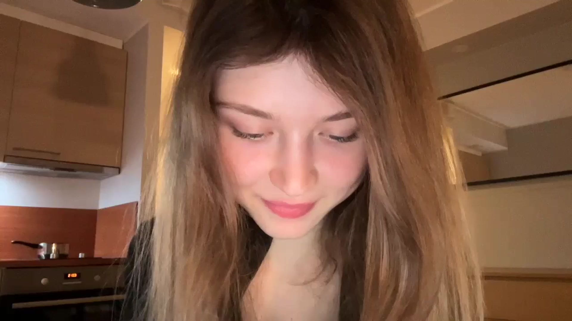 Gallery image thumbnail from Coconut_dream's myfreecams stream on, 11/17/2024, 19:50 image 4 of 20