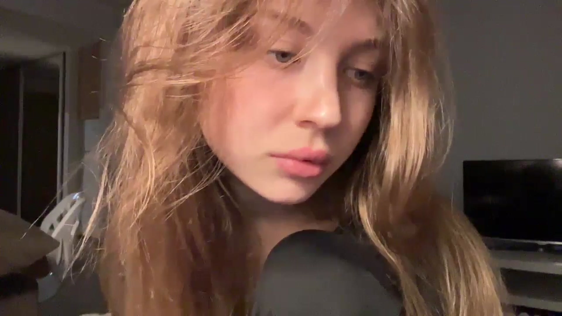 Gallery image thumbnail from Coconut_dream's myfreecams stream on, 11/18/2024, 20:59 image 2 of 20
