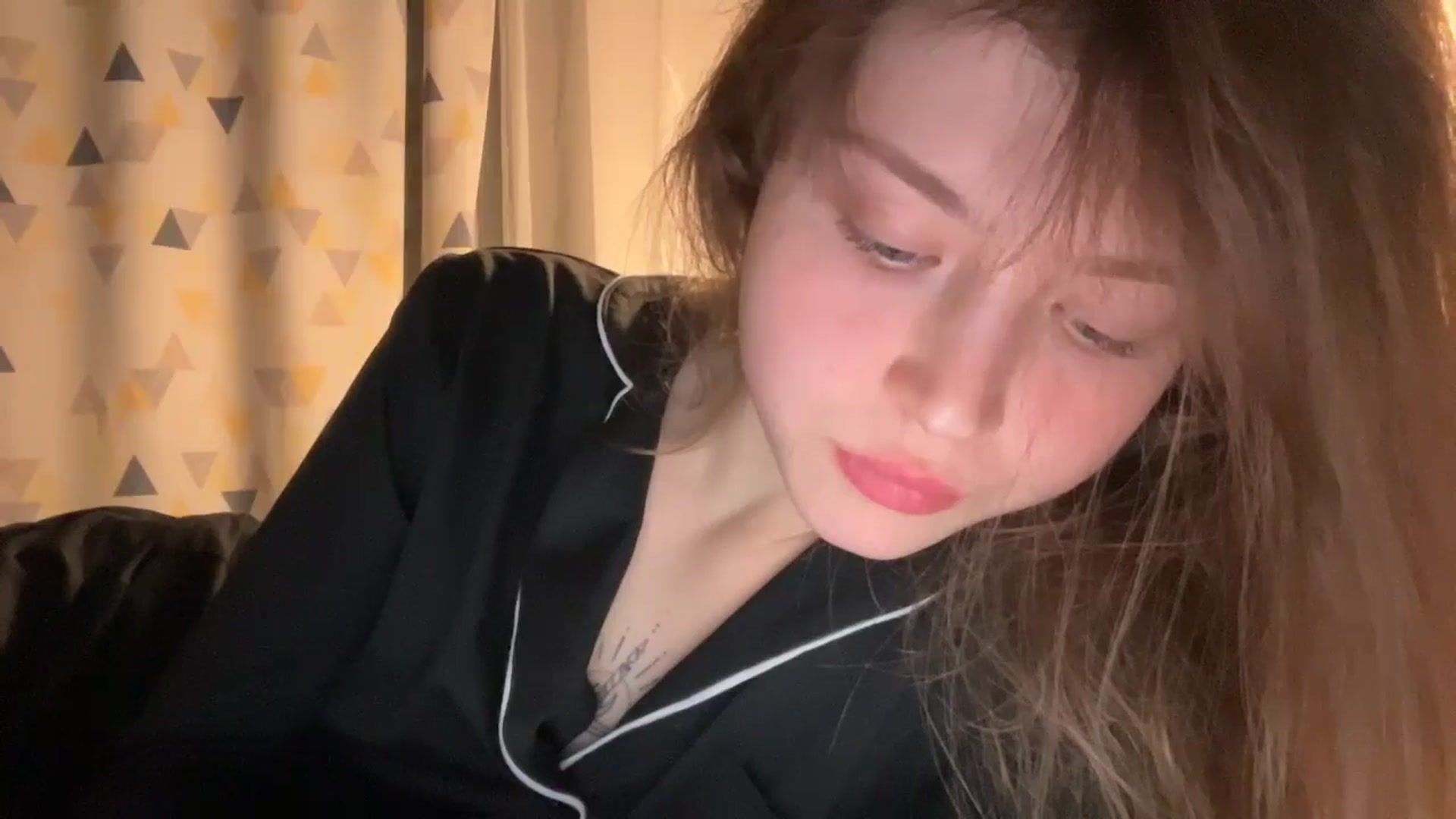 Gallery image thumbnail from Coconut_dream's myfreecams stream on, 11/18/2024, 20:59 image 15 of 20