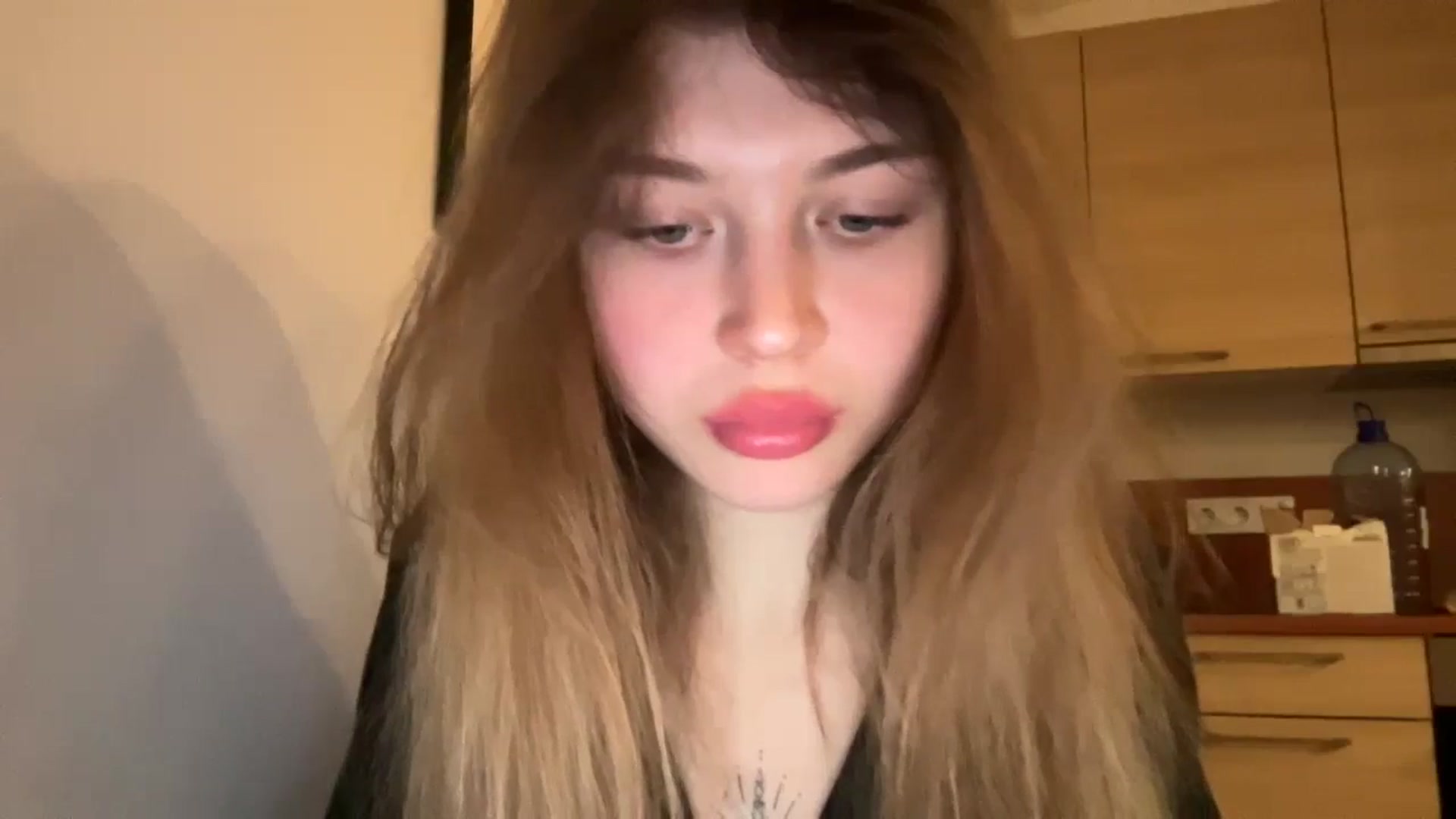 Gallery image thumbnail from Coconut_dream's myfreecams stream on, 11/20/2024, 03:20 image 19 of 20