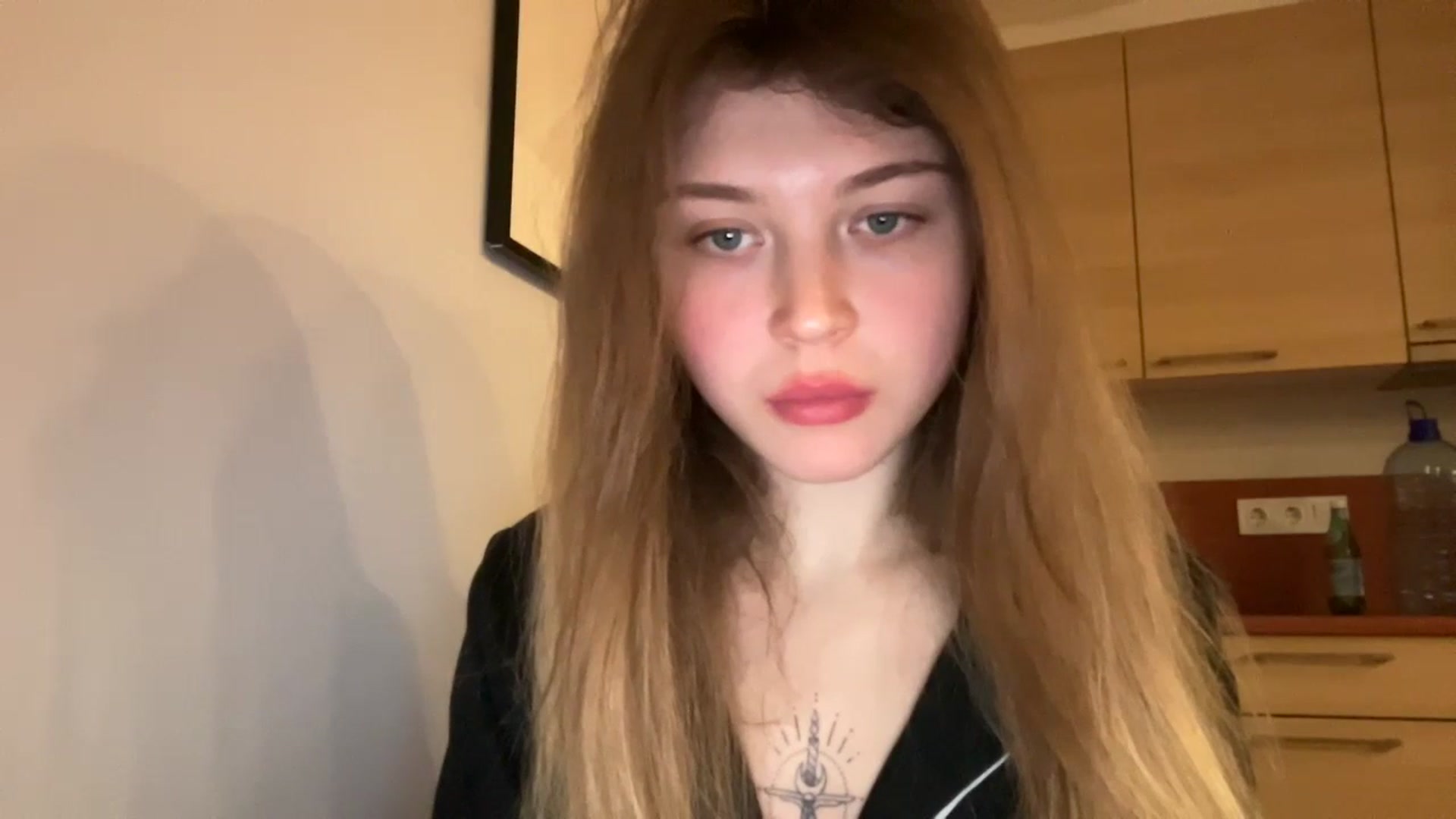 Gallery image thumbnail from Coconut_dream's myfreecams stream on, 11/20/2024, 03:20 image 10 of 20