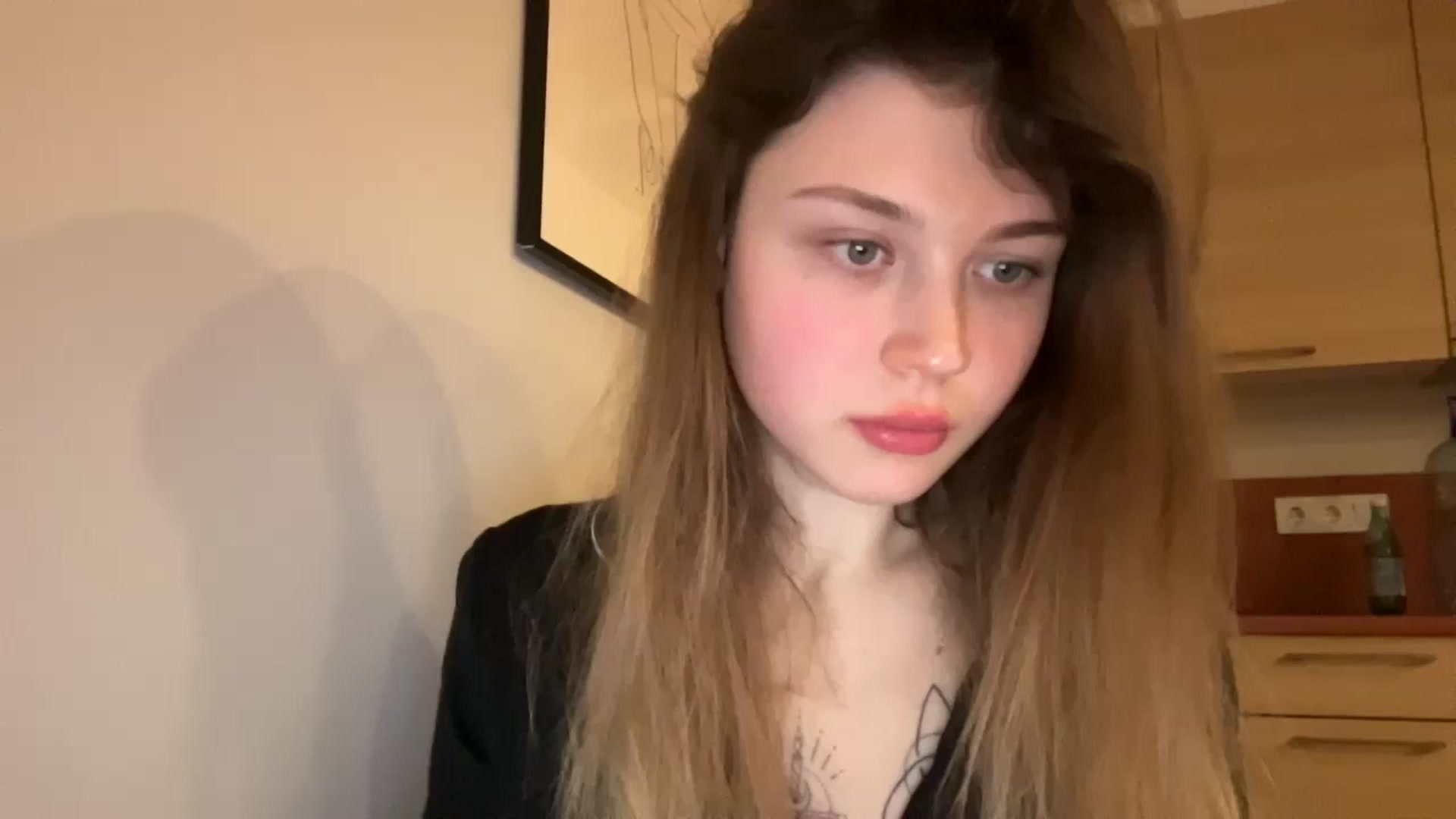 Gallery image thumbnail from Coconut_dream's myfreecams stream on, 11/20/2024, 03:20 image 4 of 20