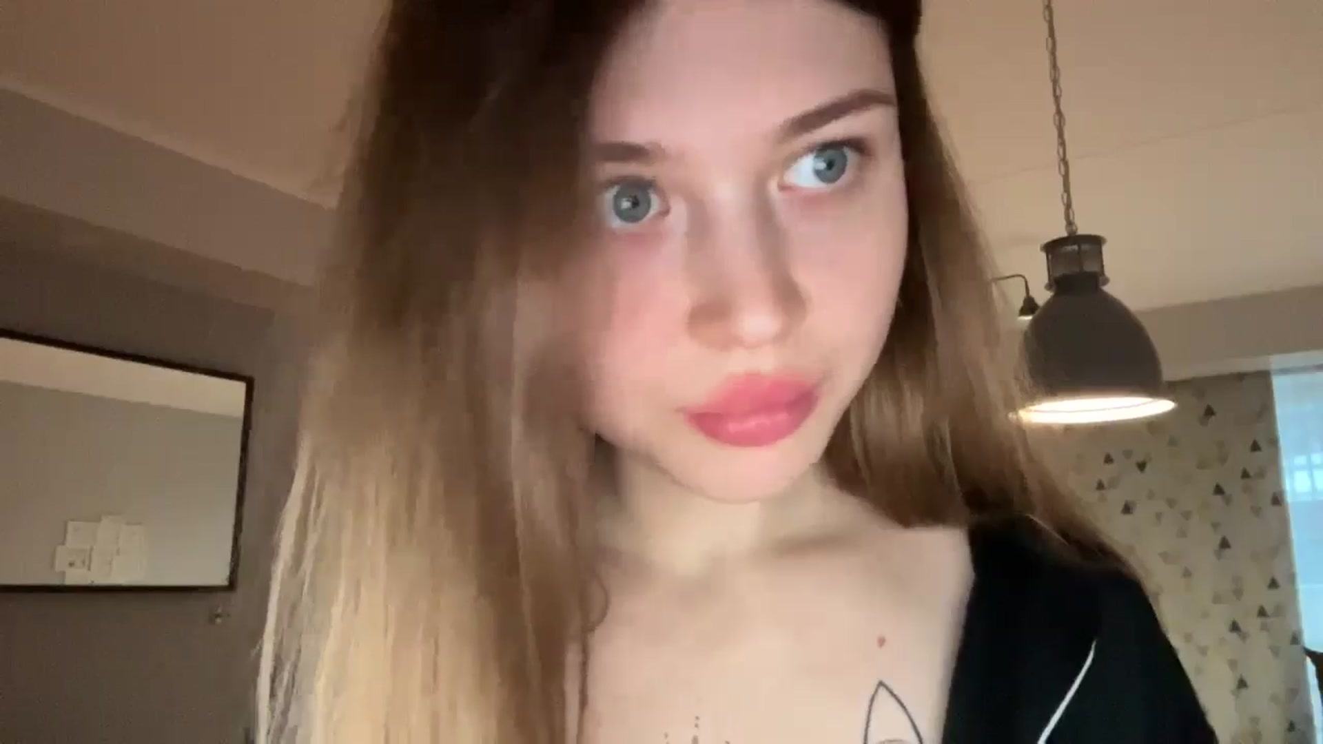 Gallery image thumbnail from Coconut_dream's myfreecams stream on, 11/20/2024, 09:28 image 8 of 20
