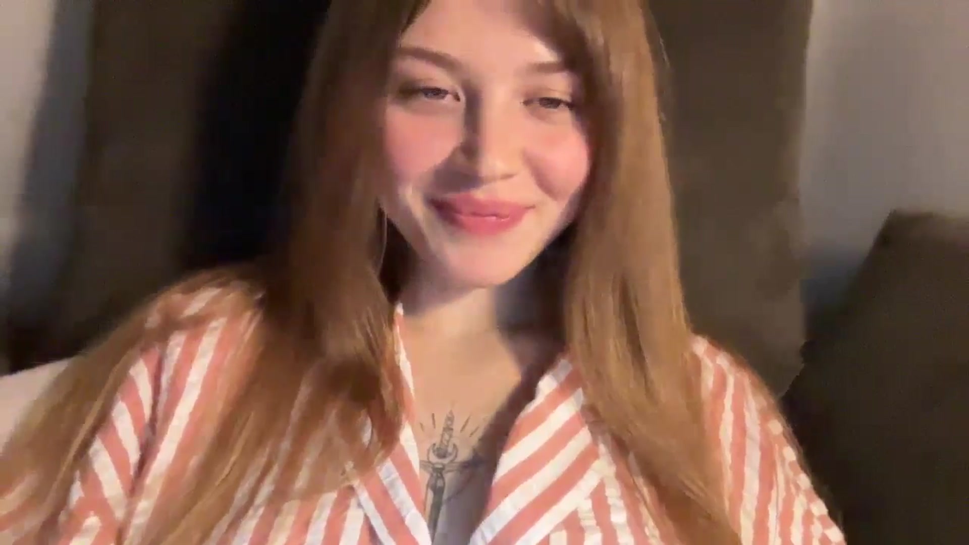 Gallery image thumbnail from Coconut_dream's myfreecams stream on, 11/22/2024, 21:04 image 12 of 20