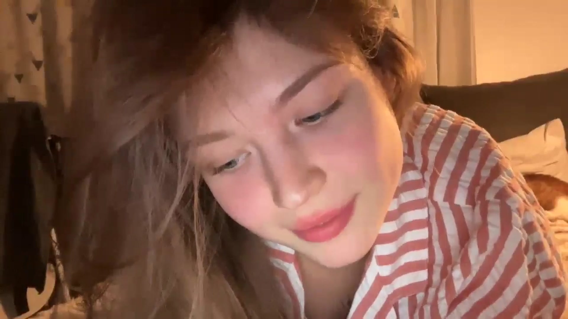 Gallery image thumbnail from Coconut_dream's myfreecams stream on, 11/22/2024, 21:04 image 20 of 20