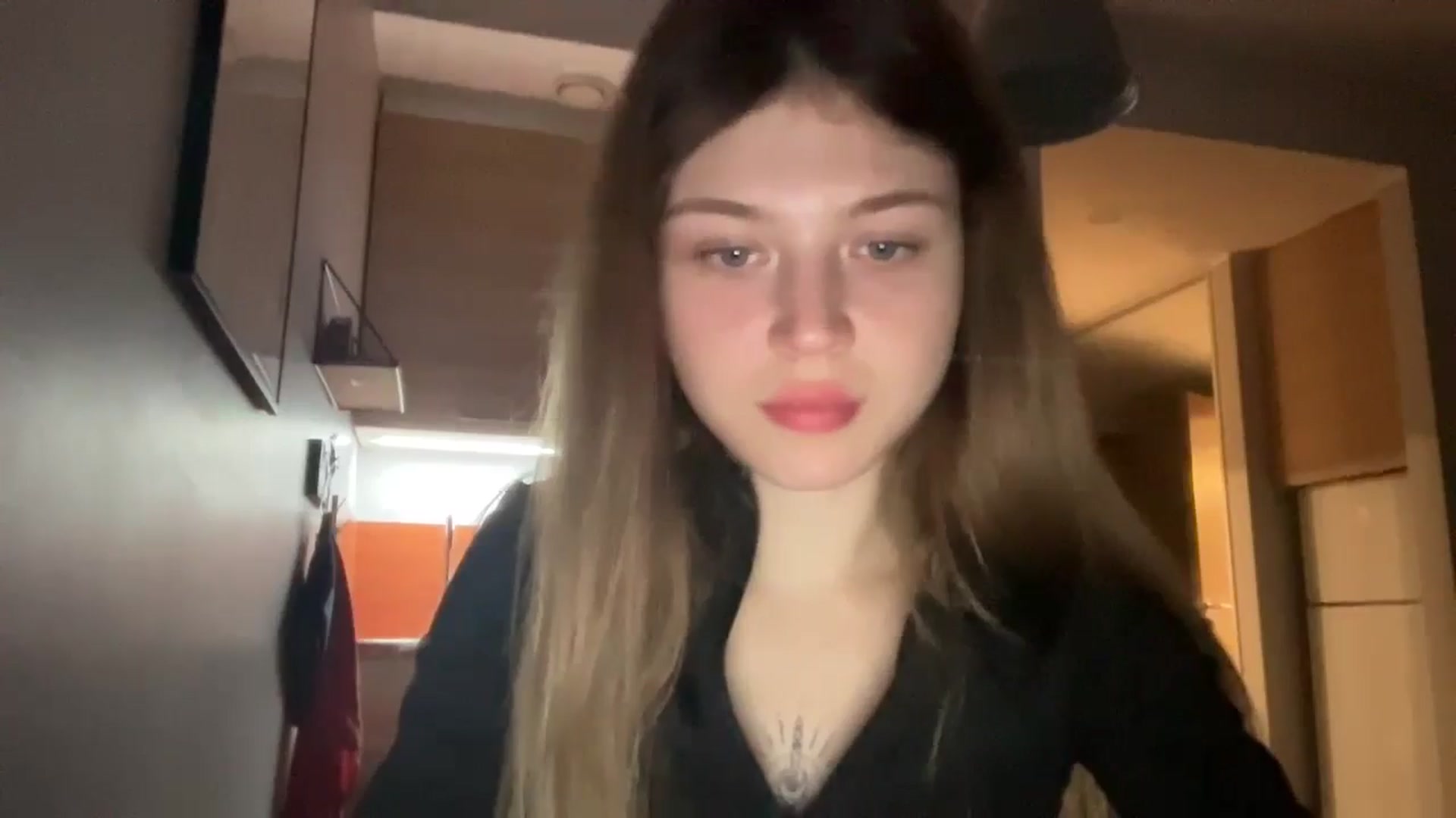 Gallery image thumbnail from Coconut_dream's myfreecams stream on, 11/23/2024, 19:00 image 5 of 20