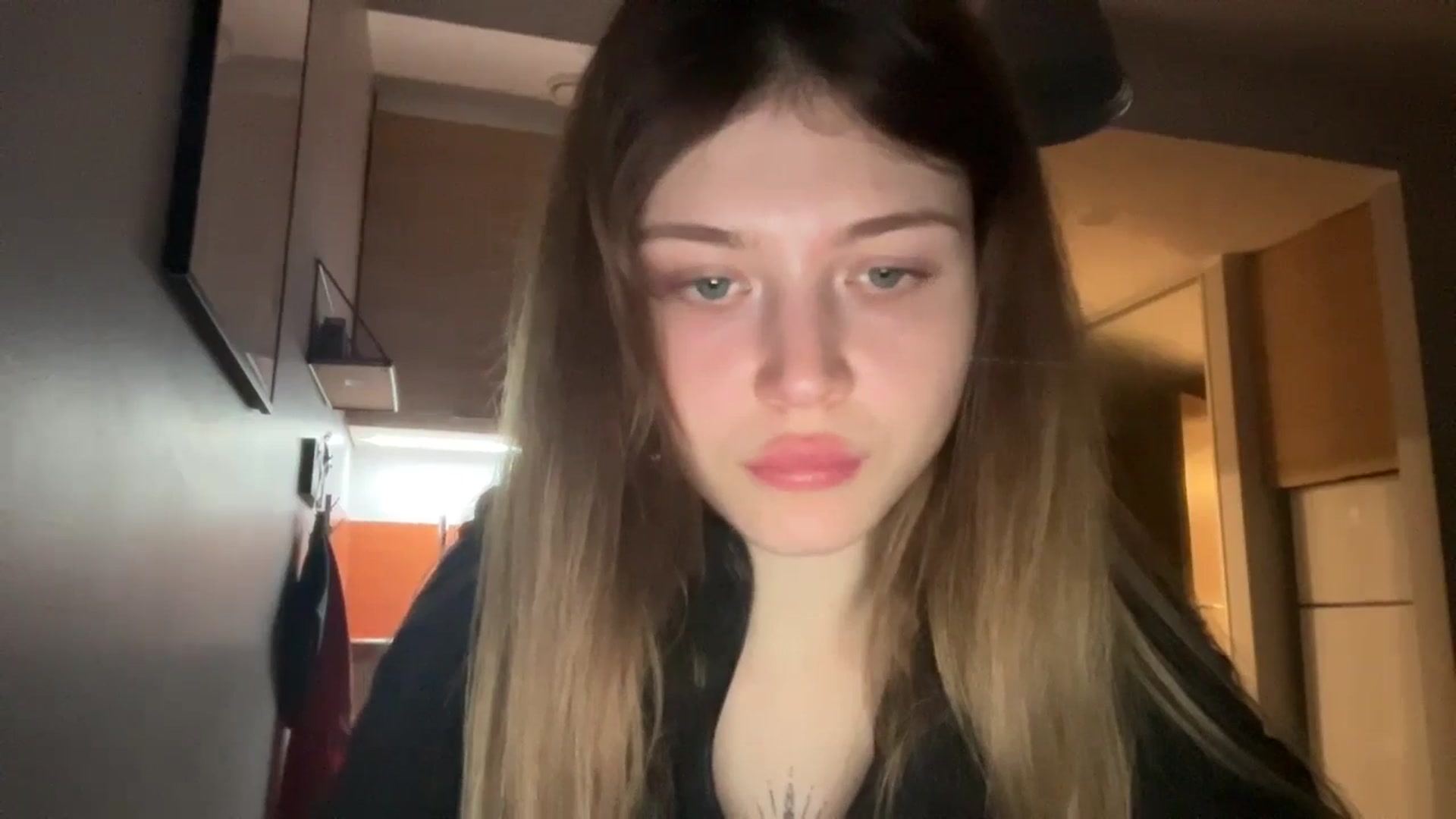 Gallery image thumbnail from Coconut_dream's myfreecams stream on, 11/23/2024, 19:00 image 10 of 20