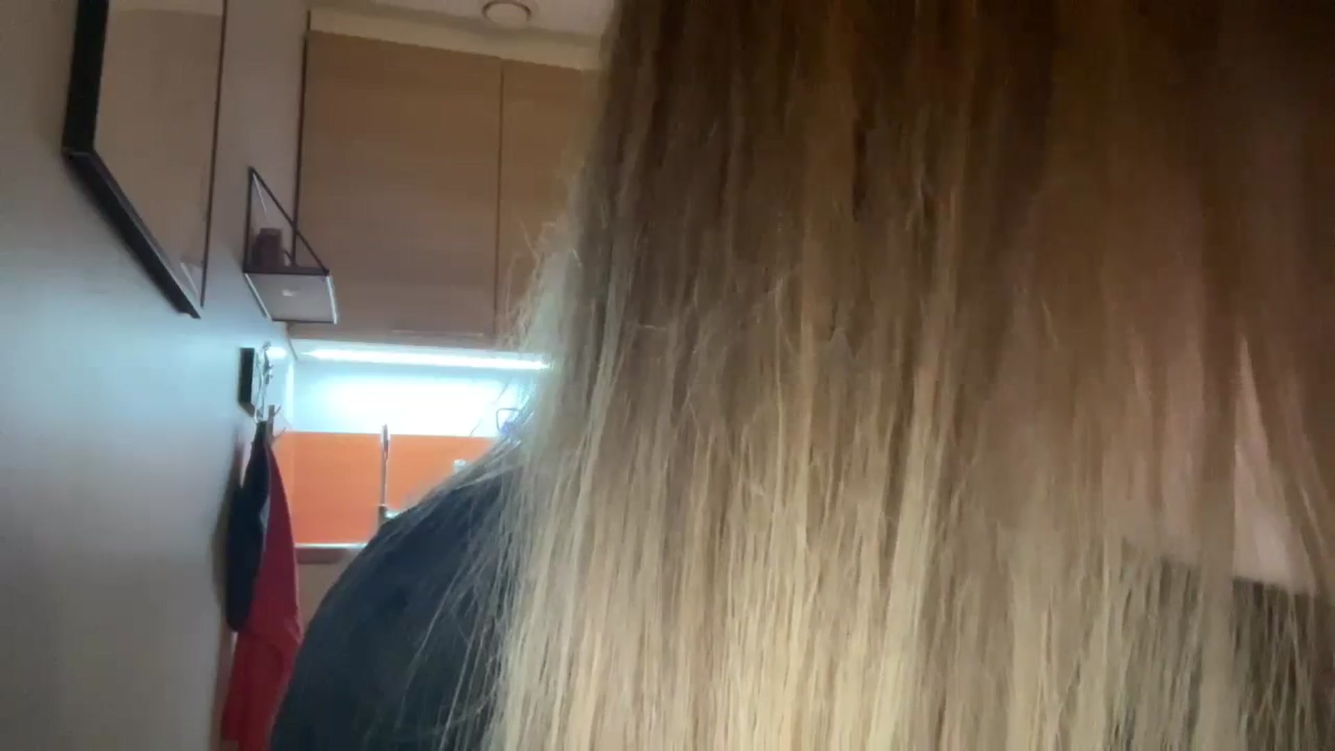 Gallery image thumbnail from Coconut_dream's myfreecams stream on, 11/23/2024, 19:00 image 20 of 20