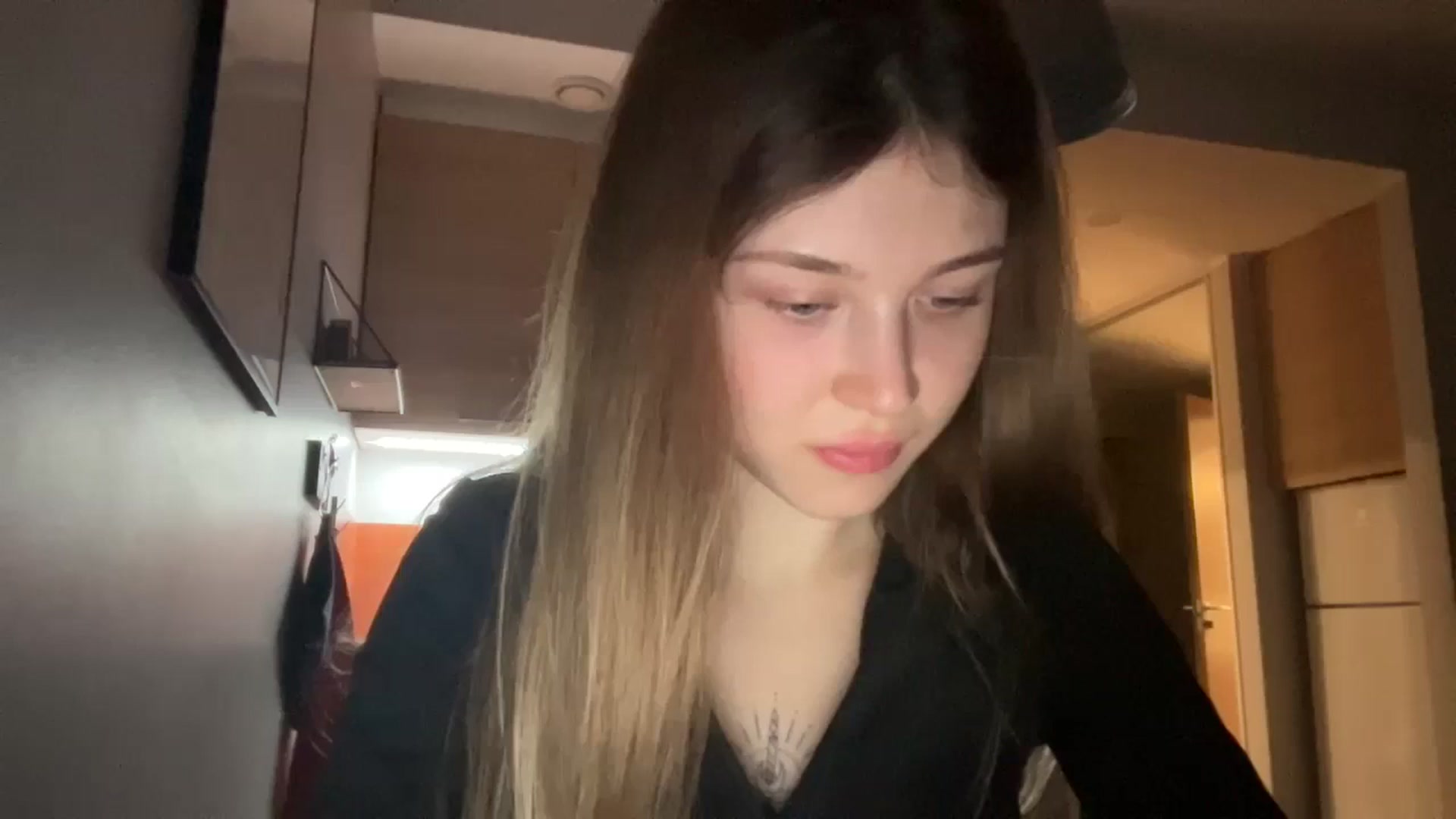 Gallery image thumbnail from Coconut_dream's myfreecams stream on, 11/23/2024, 19:00 image 1 of 20