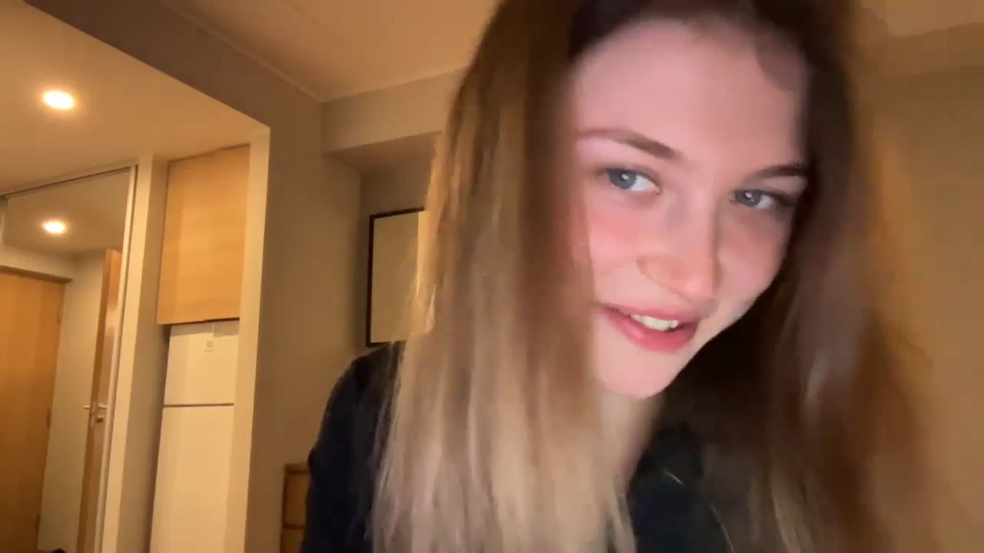 Gallery image thumbnail from Coconut_dream's myfreecams stream on, 11/24/2024, 14:41 image 2 of 20