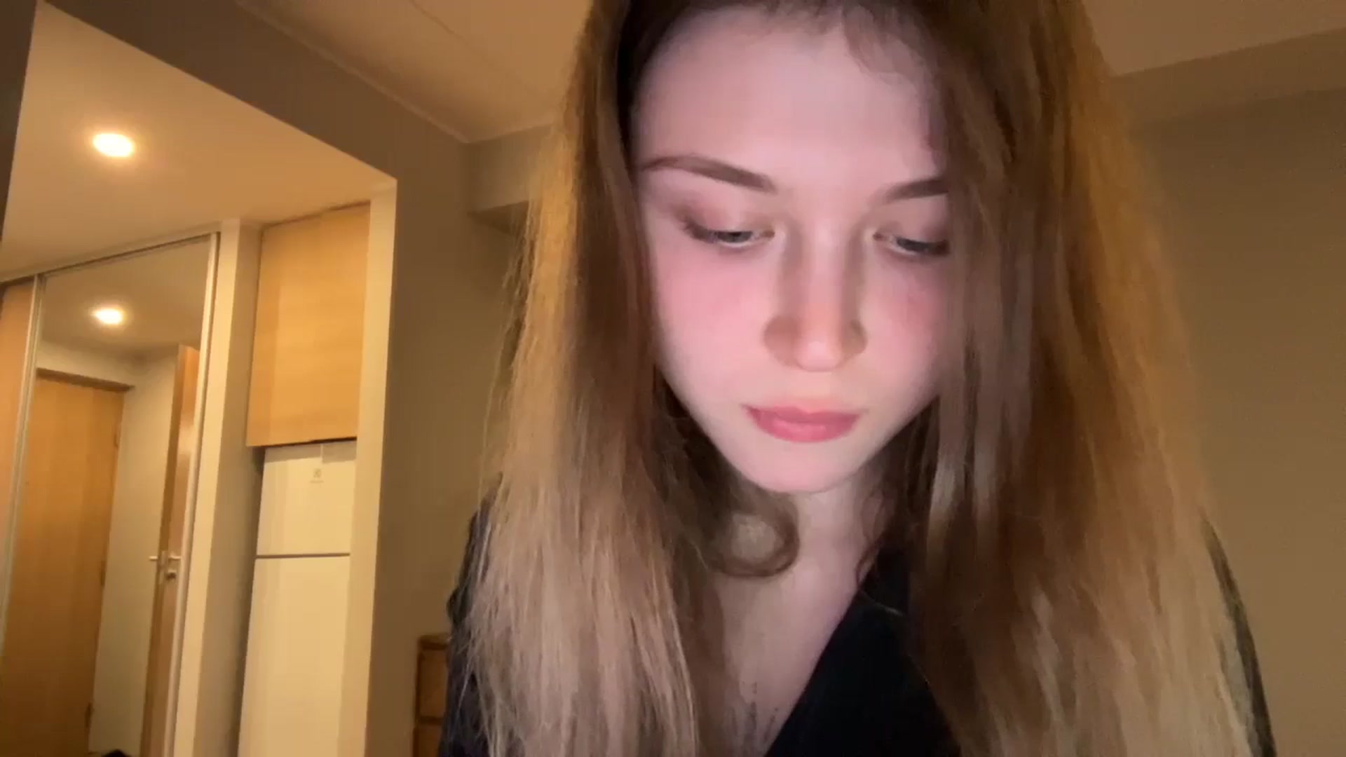 Gallery image thumbnail from Coconut_dream's myfreecams stream on, 11/24/2024, 14:41 image 5 of 20
