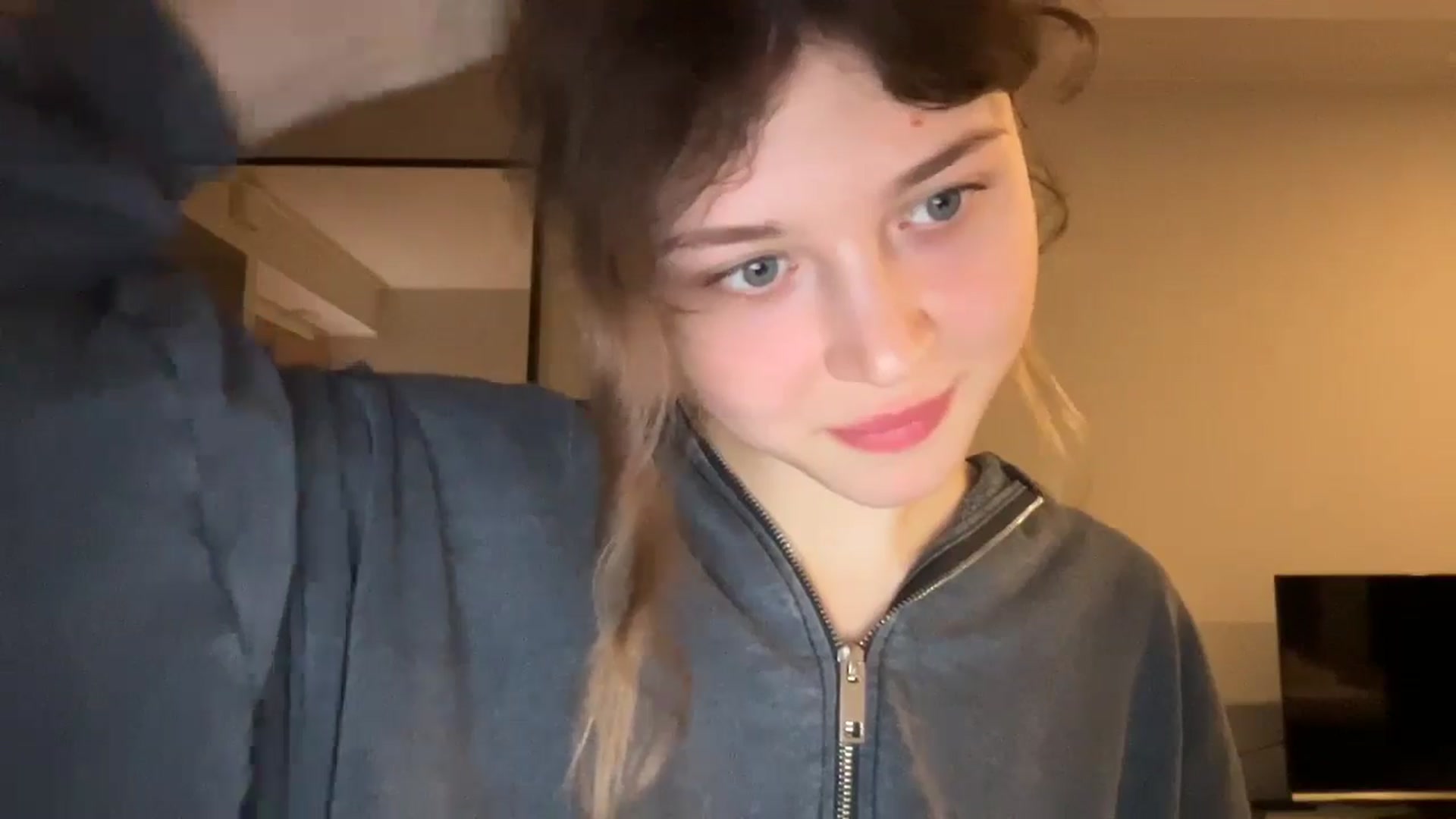 Gallery image thumbnail from Coconut_dream's myfreecams stream on, 11/26/2024, 20:10 image 18 of 20