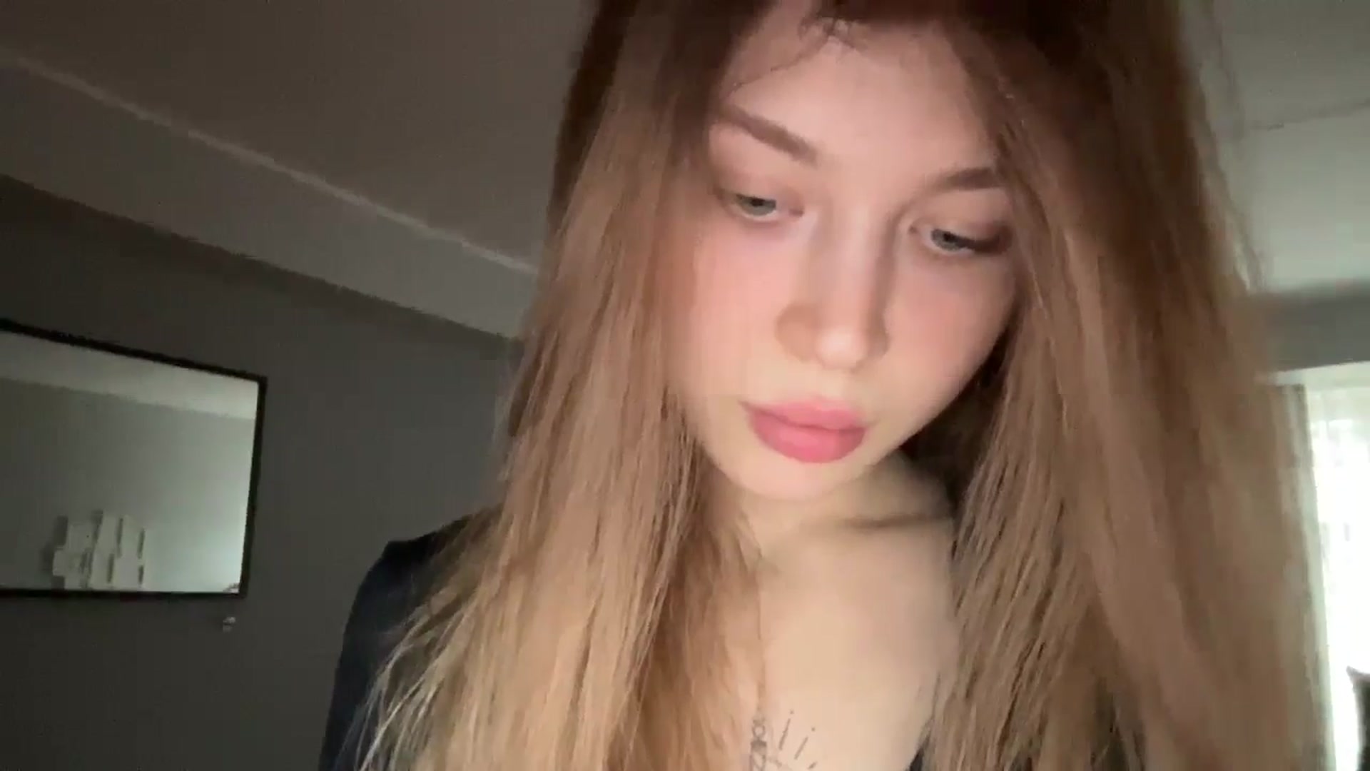 Gallery image thumbnail from Coconut_dream's myfreecams stream on, 11/27/2024, 10:16 image 17 of 20