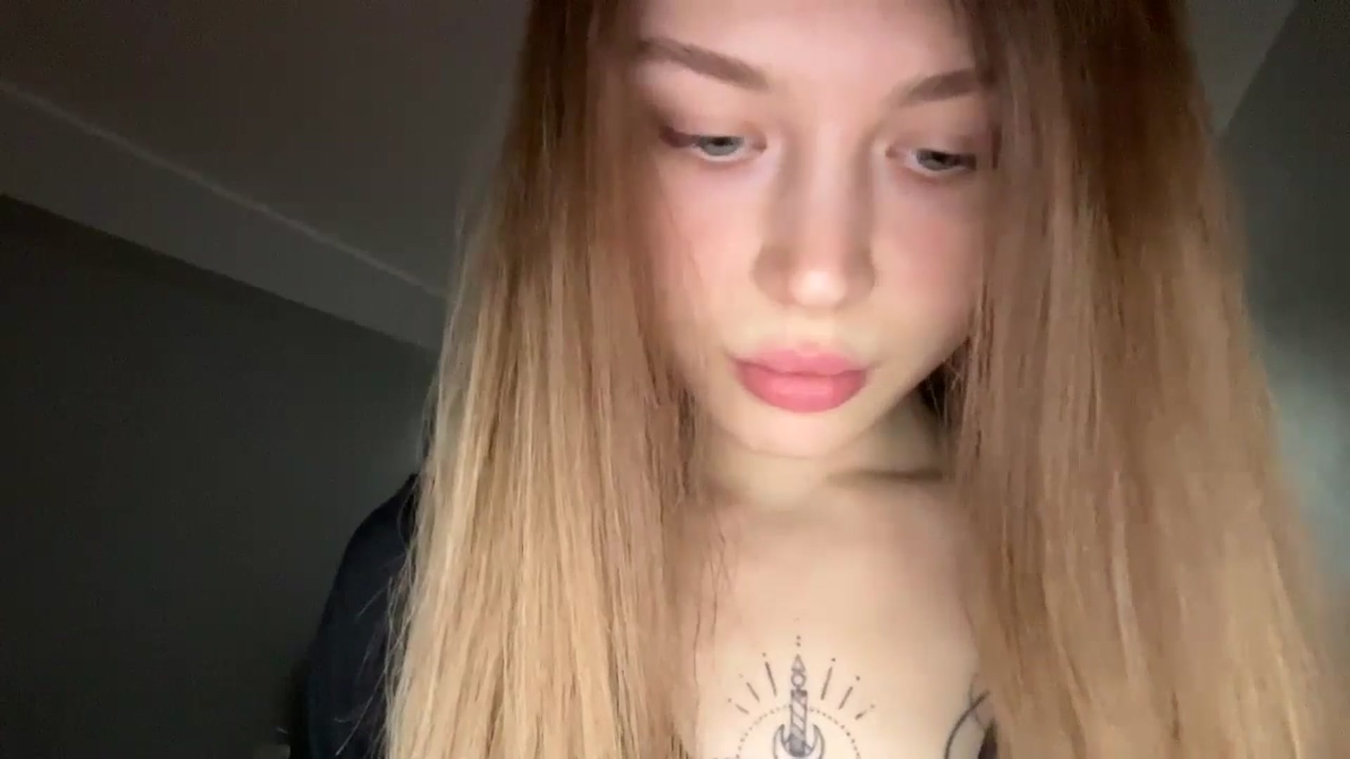 Gallery image thumbnail from Coconut_dream's myfreecams stream on, 11/27/2024, 10:16 image 20 of 20