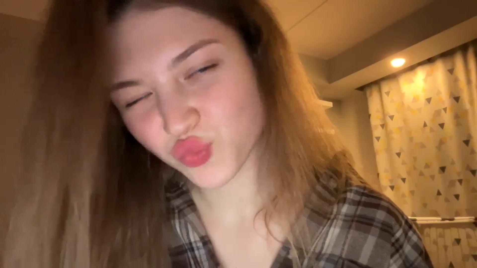 Gallery image thumbnail from Coconut_dream's myfreecams stream on, 11/29/2024, 17:35 image 5 of 20
