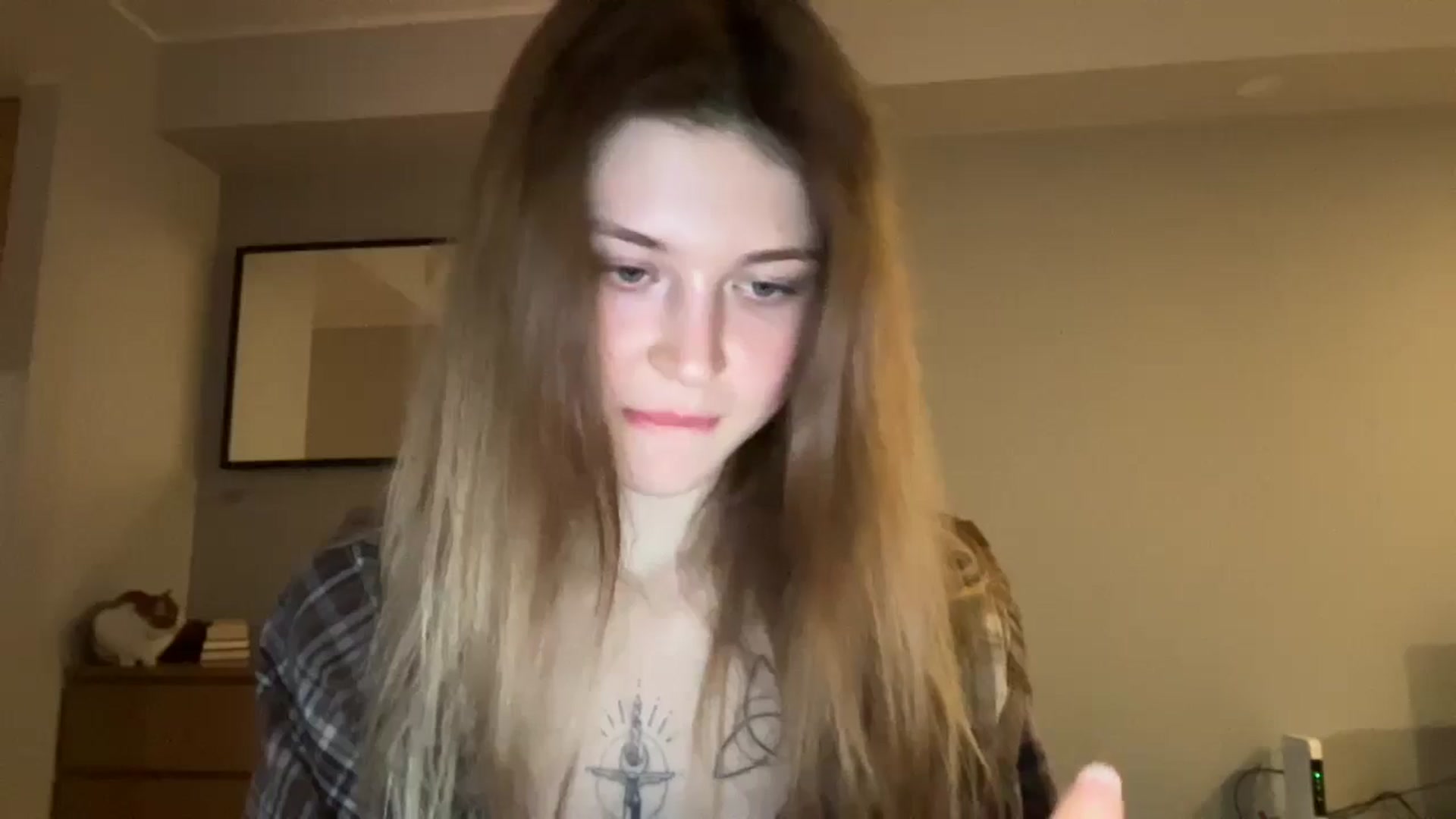 Gallery image thumbnail from Coconut_dream's myfreecams stream on, 11/29/2024, 18:53 image 14 of 20