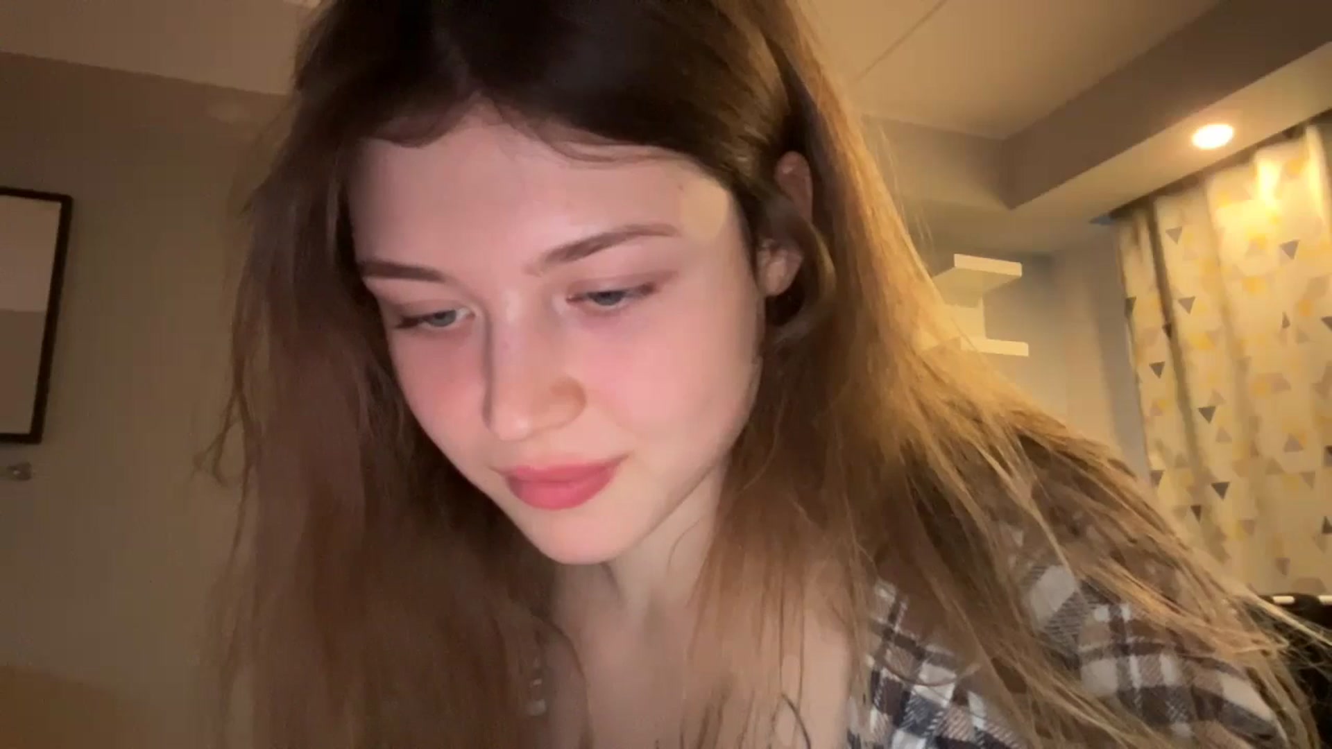 Gallery image thumbnail from Coconut_dream's myfreecams stream on, 12/01/2024, 08:23 image 6 of 20