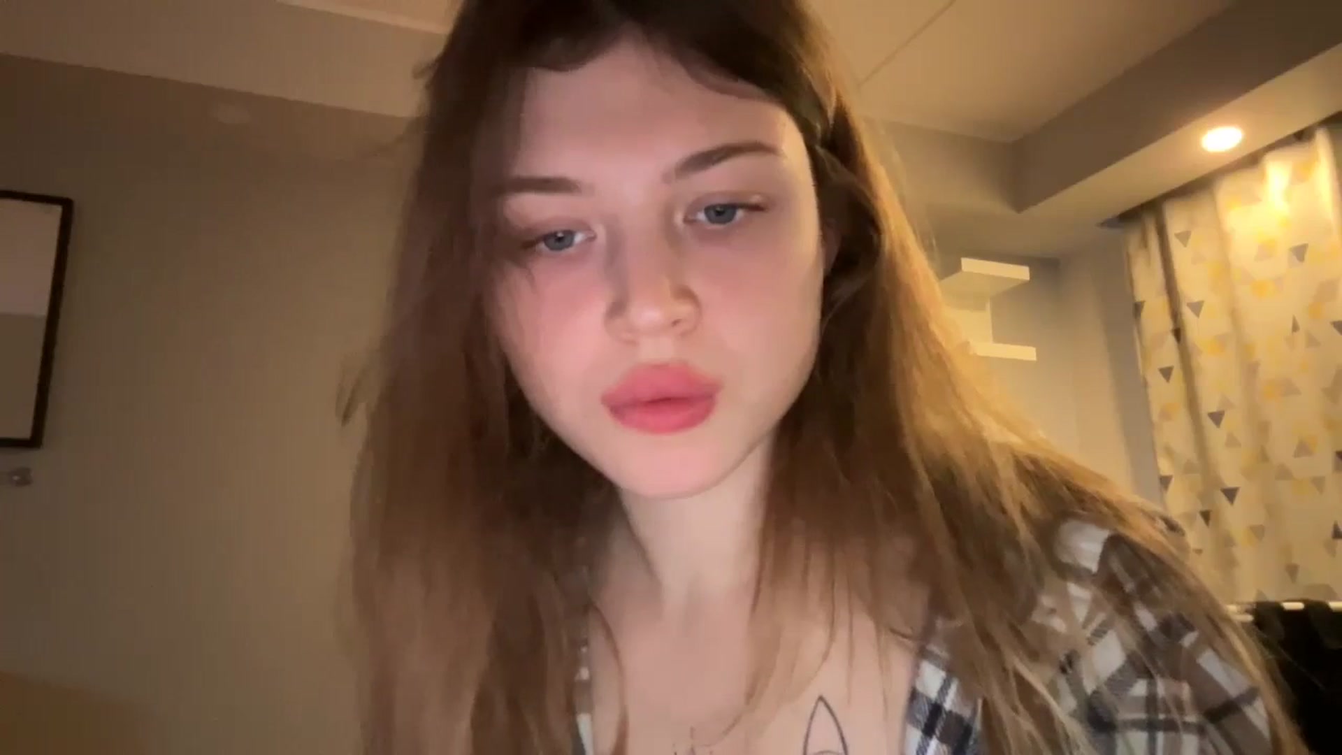 Gallery image thumbnail from Coconut_dream's myfreecams stream on, 12/01/2024, 08:23 image 13 of 20