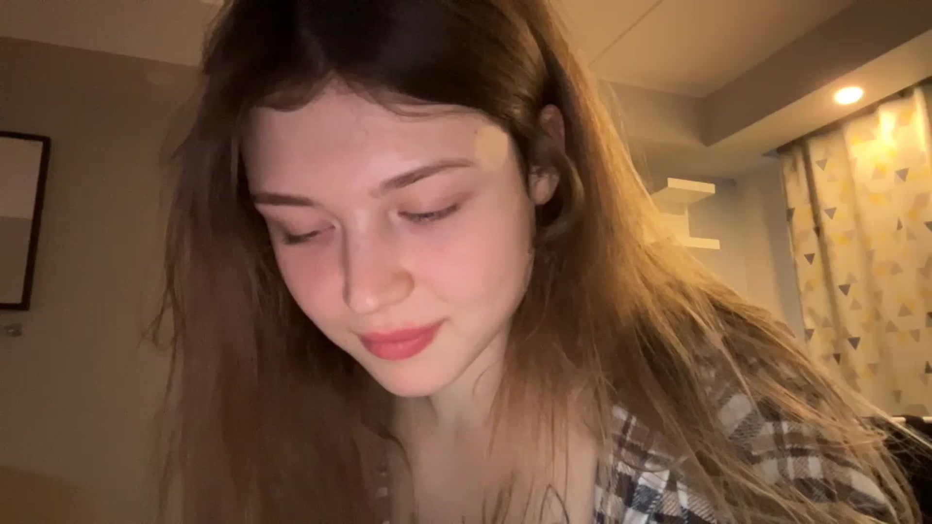 Gallery image thumbnail from Coconut_dream's myfreecams stream on, 12/01/2024, 08:23 image 5 of 20