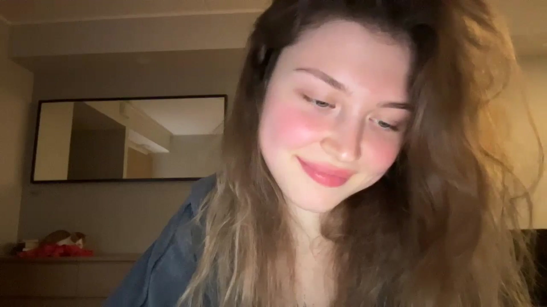 Gallery image thumbnail from Coconut_dream's myfreecams stream on, 12/03/2024, 17:43 image 13 of 20