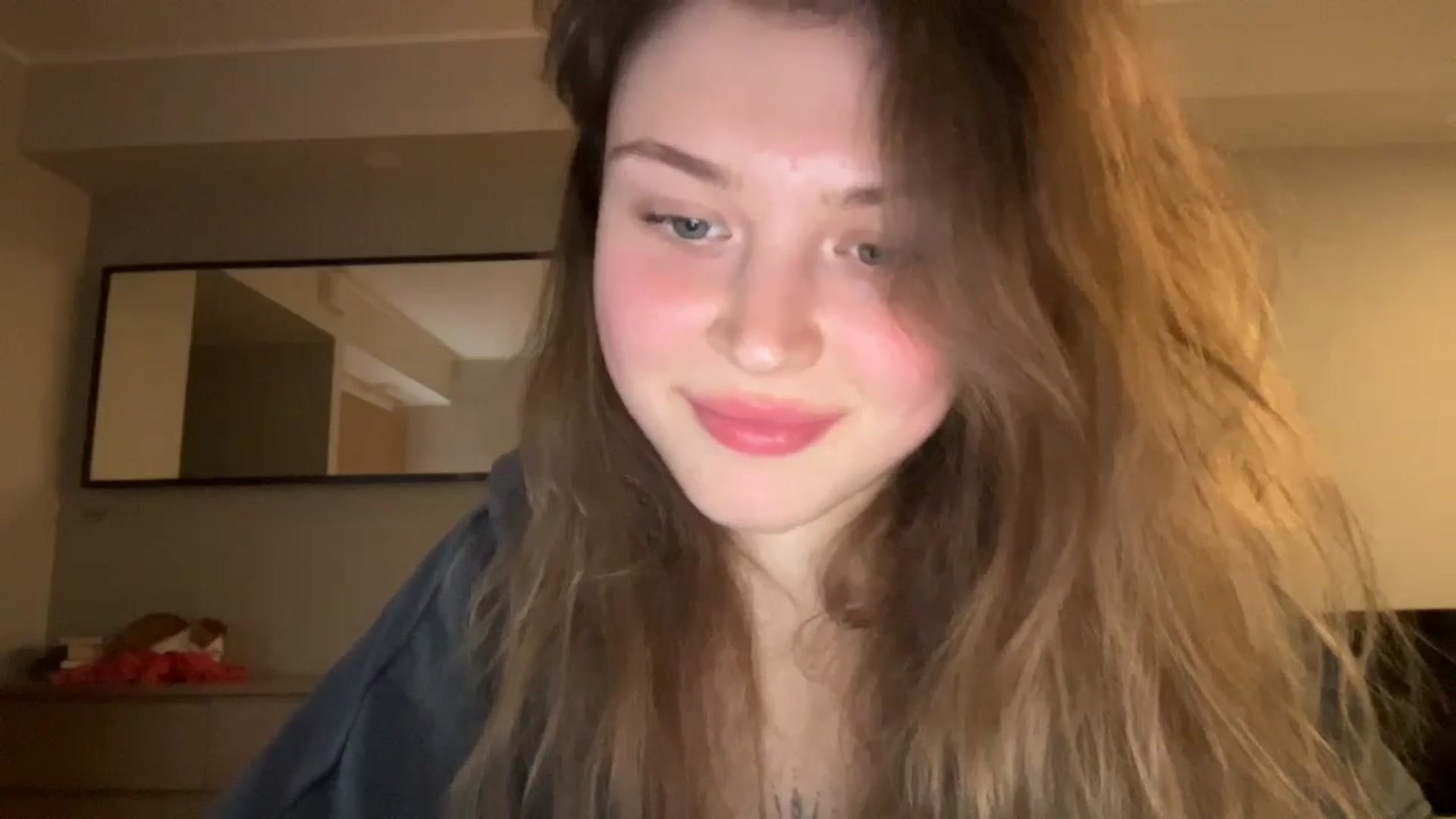 Gallery image thumbnail from Coconut_dream's myfreecams stream on, 12/03/2024, 17:43 image 17 of 20