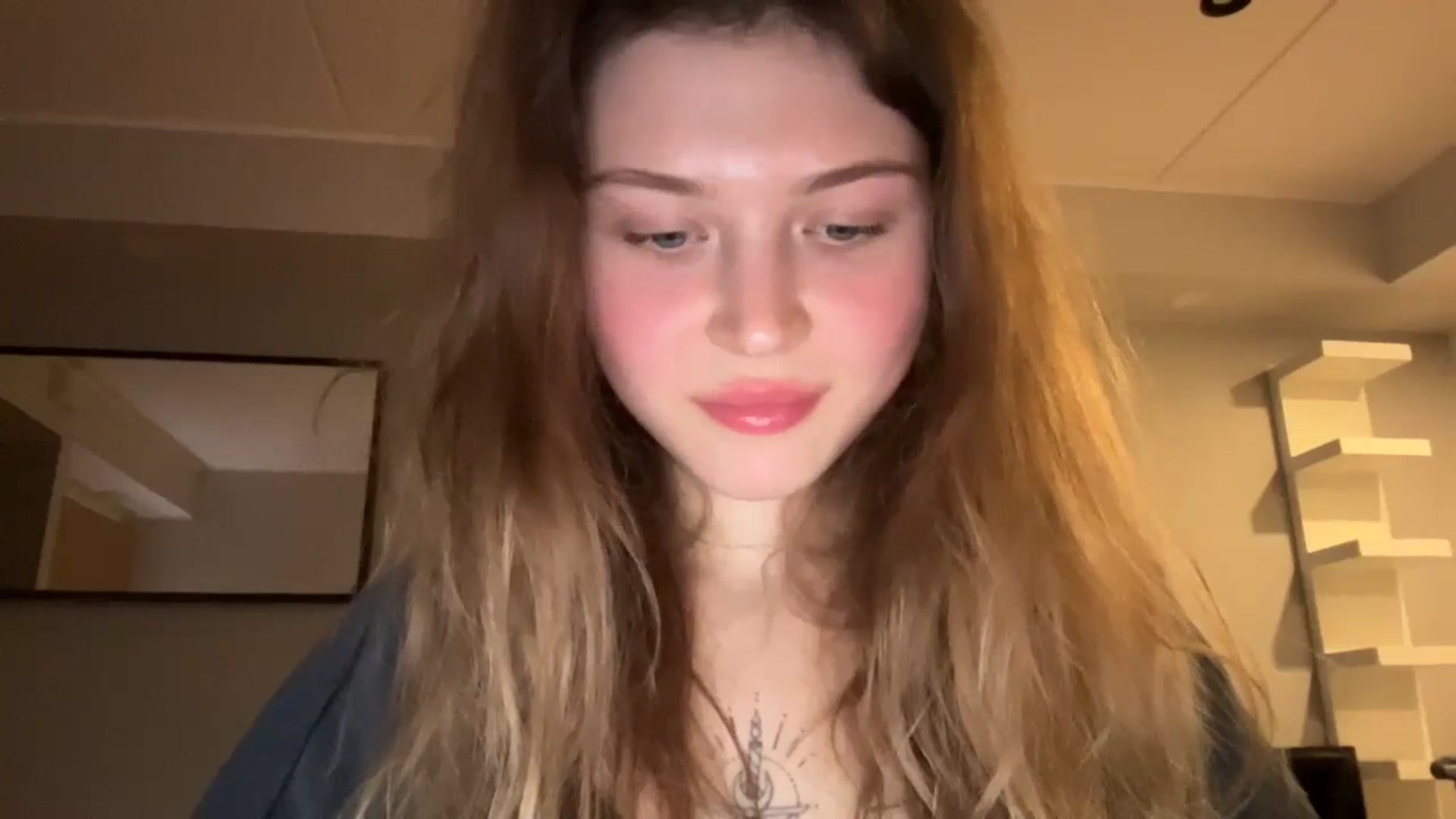 Gallery image thumbnail from Coconut_dream's myfreecams stream on, 12/03/2024, 18:17 image 13 of 20