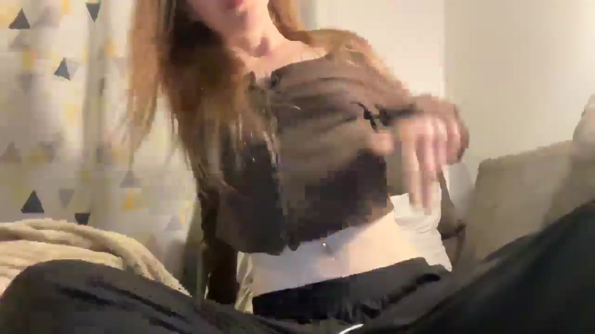Gallery image thumbnail from Coconut_dream's myfreecams stream on, 12/07/2024, 19:27 image 10 of 20