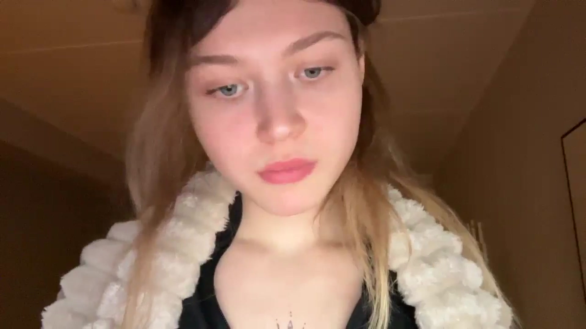Gallery image thumbnail from Coconut_dream's myfreecams stream on, 12/10/2024, 15:56 image 12 of 20