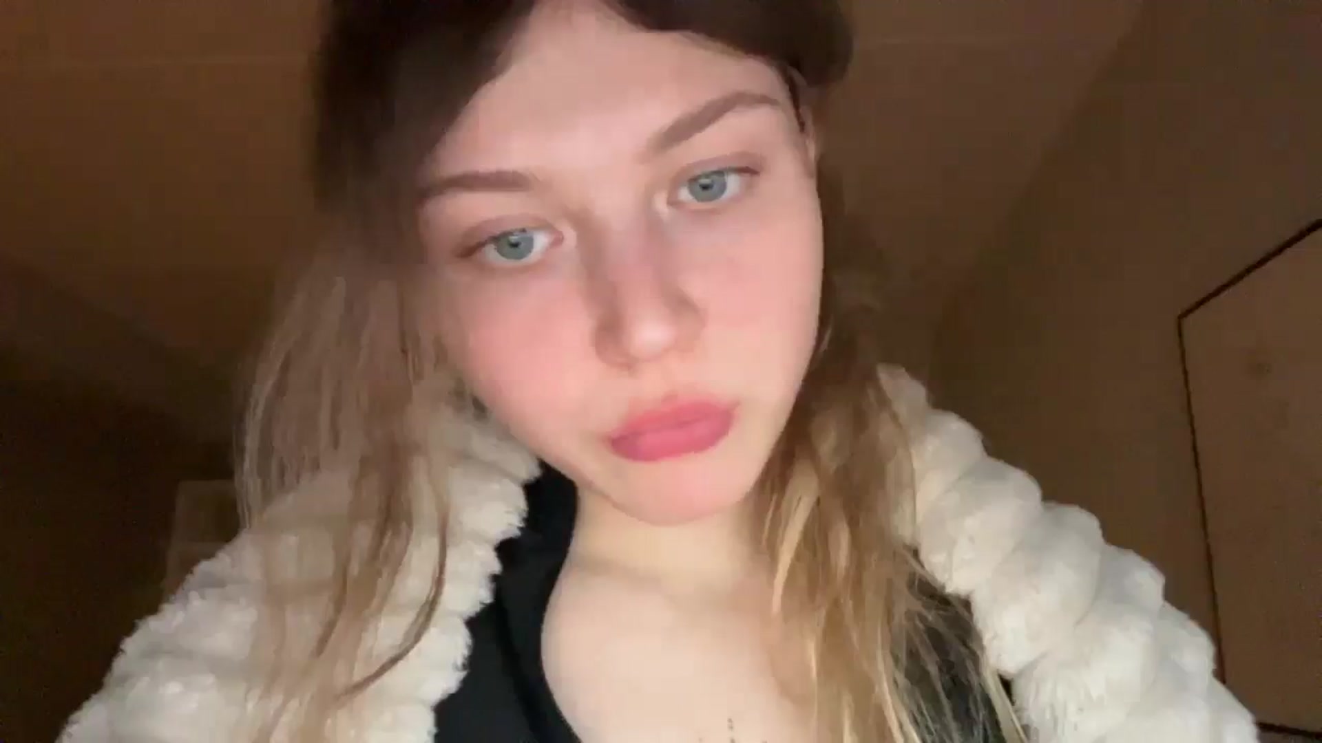 Gallery image thumbnail from Coconut_dream's myfreecams stream on, 12/10/2024, 15:56 image 19 of 20