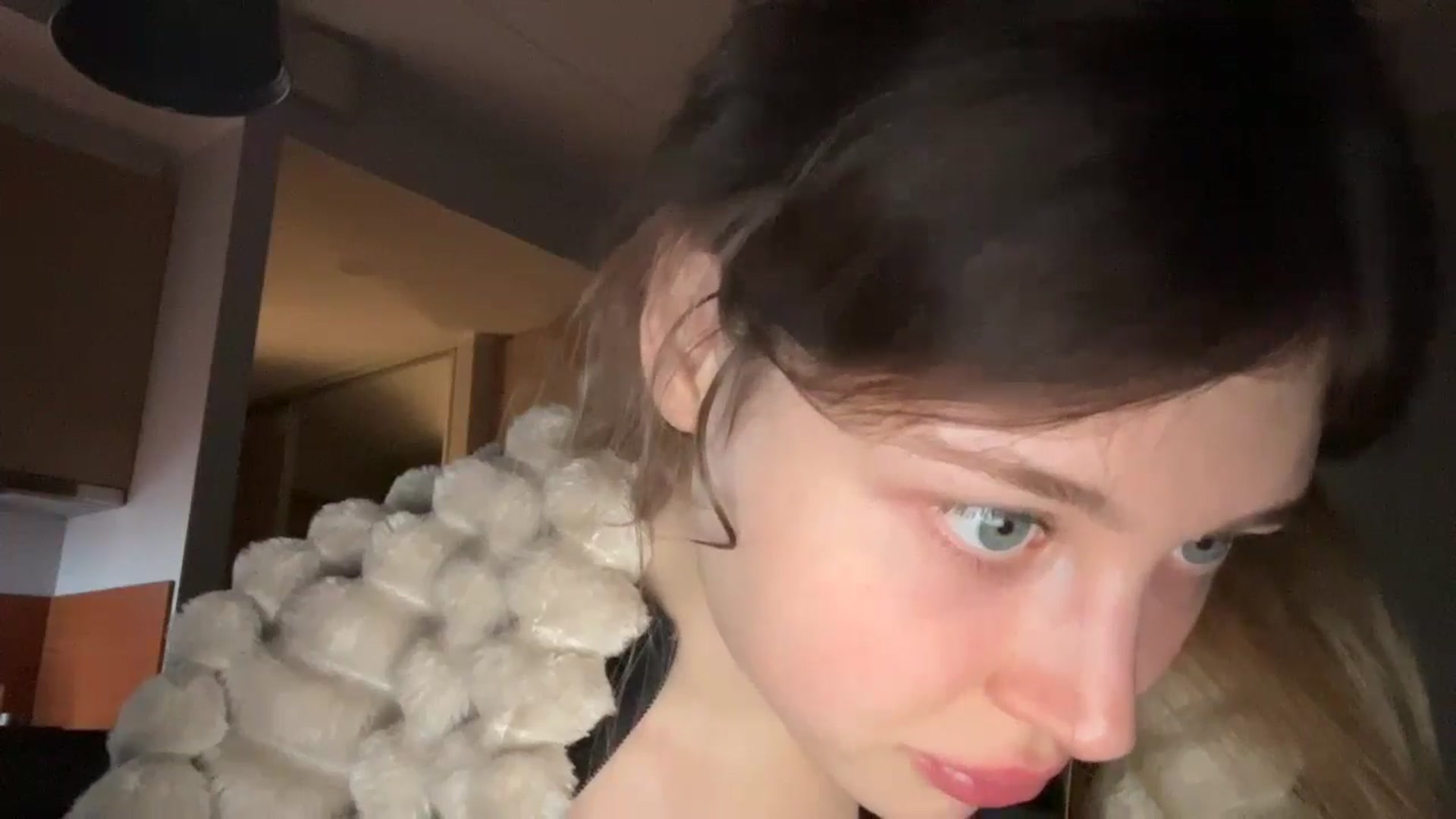 Gallery image thumbnail from Coconut_dream's myfreecams stream on, 12/10/2024, 19:12 image 6 of 20