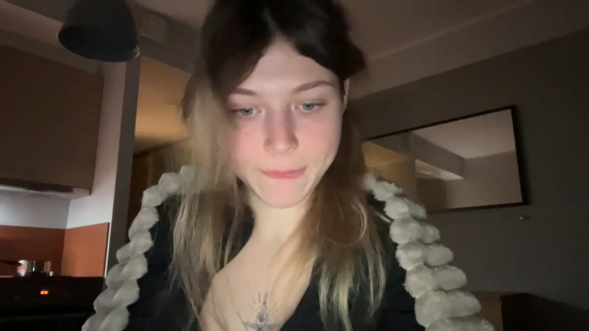 Gallery image thumbnail from Coconut_dream's myfreecams stream on, 12/10/2024, 20:38 image 11 of 20