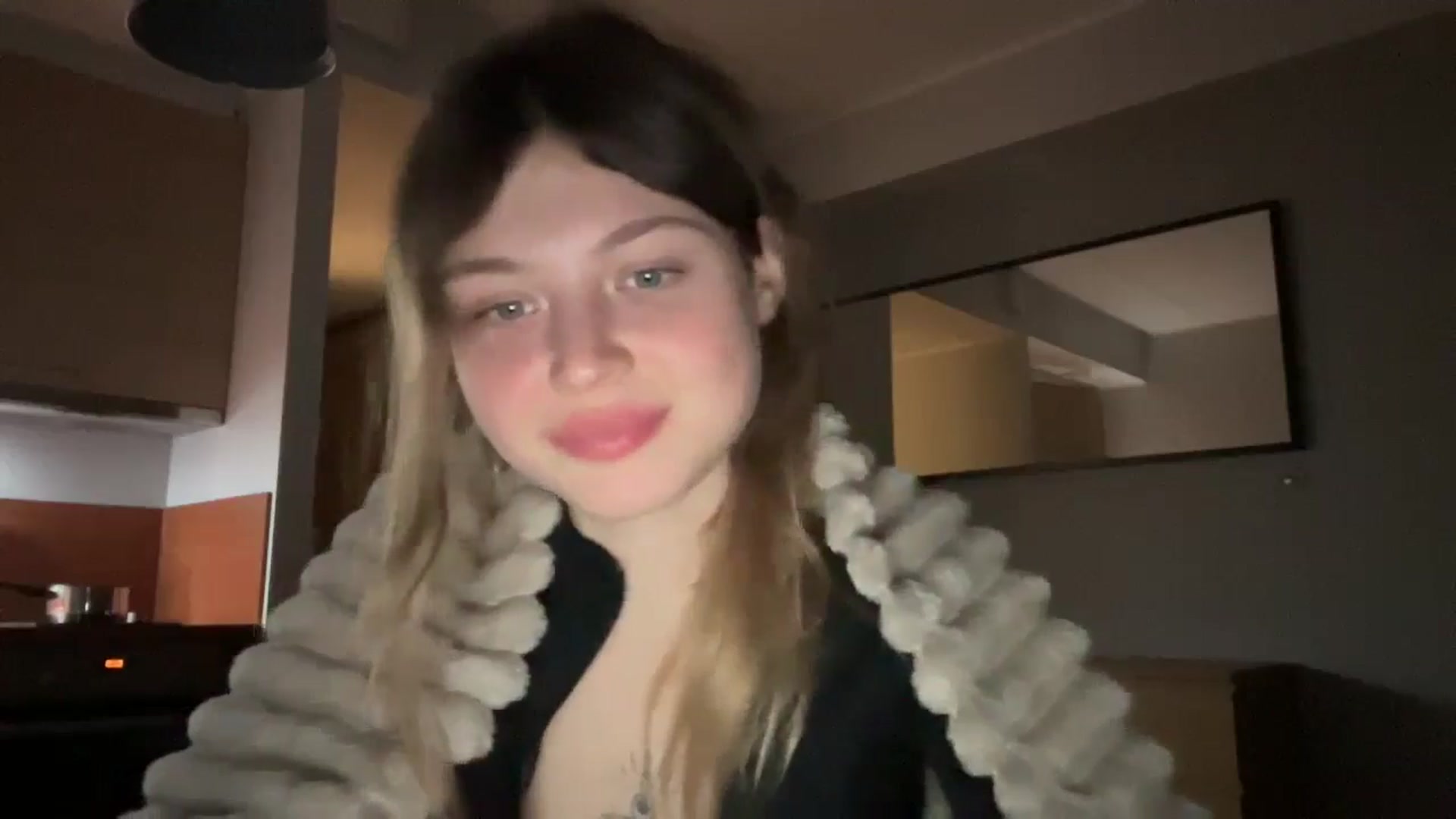Gallery image thumbnail from Coconut_dream's myfreecams stream on, 12/10/2024, 20:38 image 17 of 20