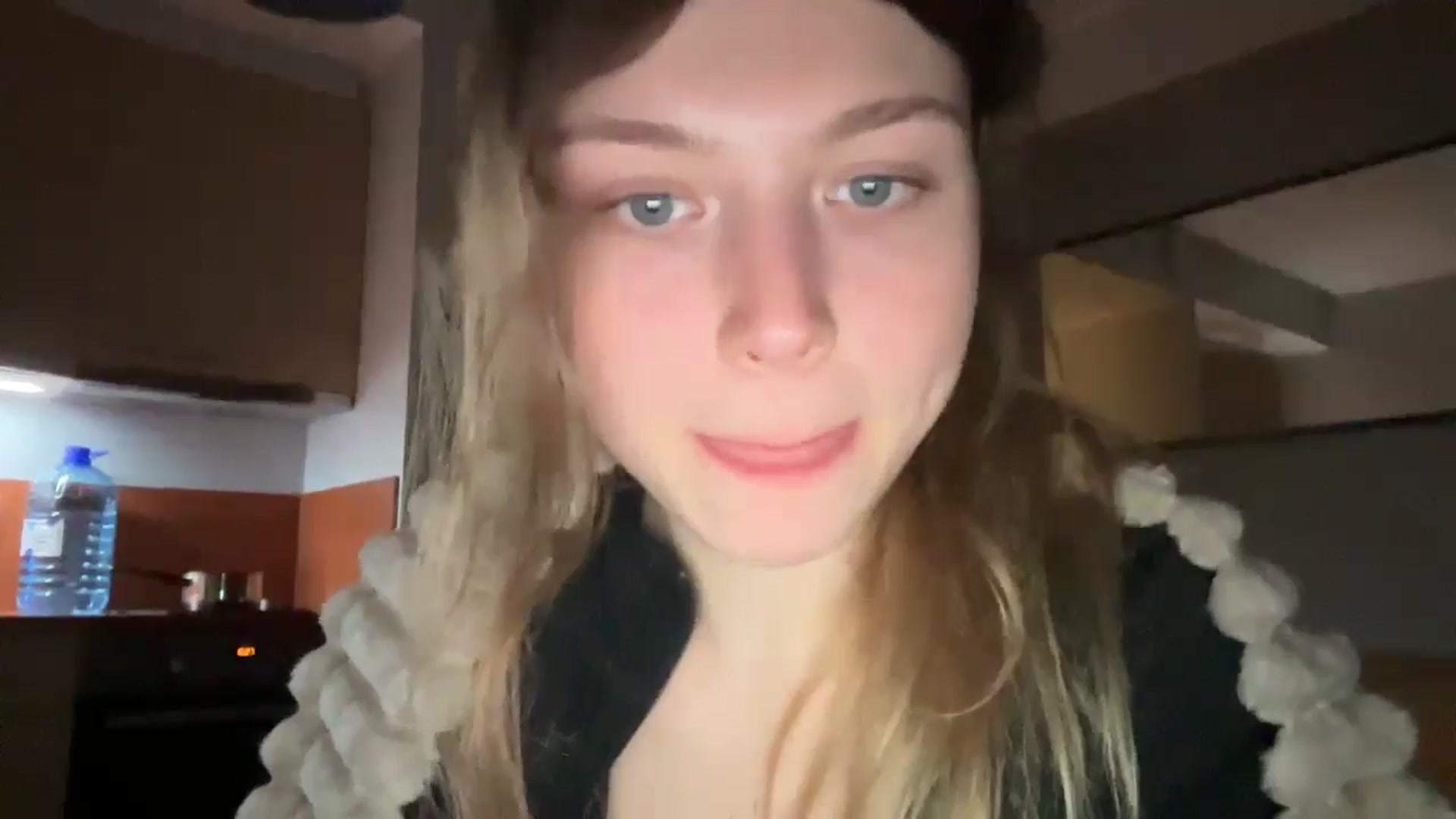 Gallery image thumbnail from Coconut_dream's myfreecams stream on, 12/10/2024, 20:38 image 3 of 20